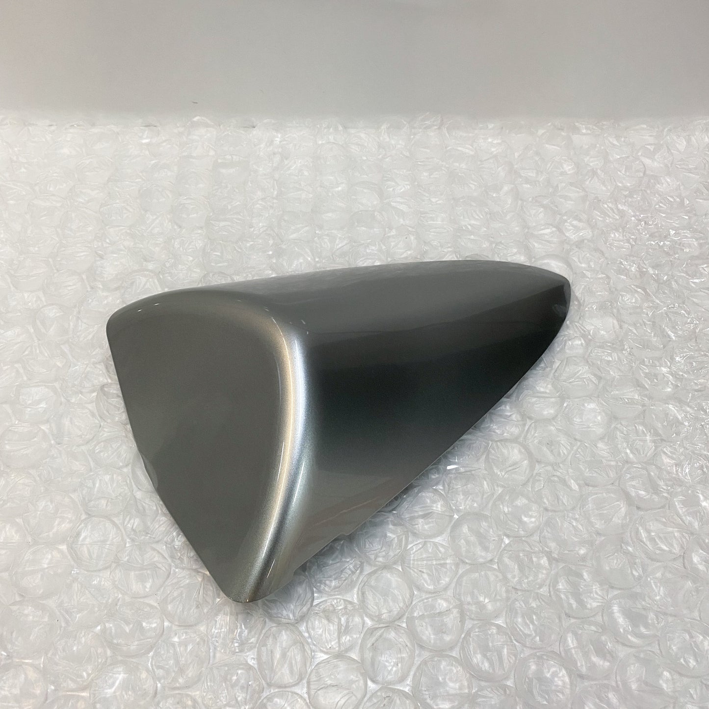 Kawasaki ZX600 '07 Seat Cover Kit, Silver 99996-1354-17M