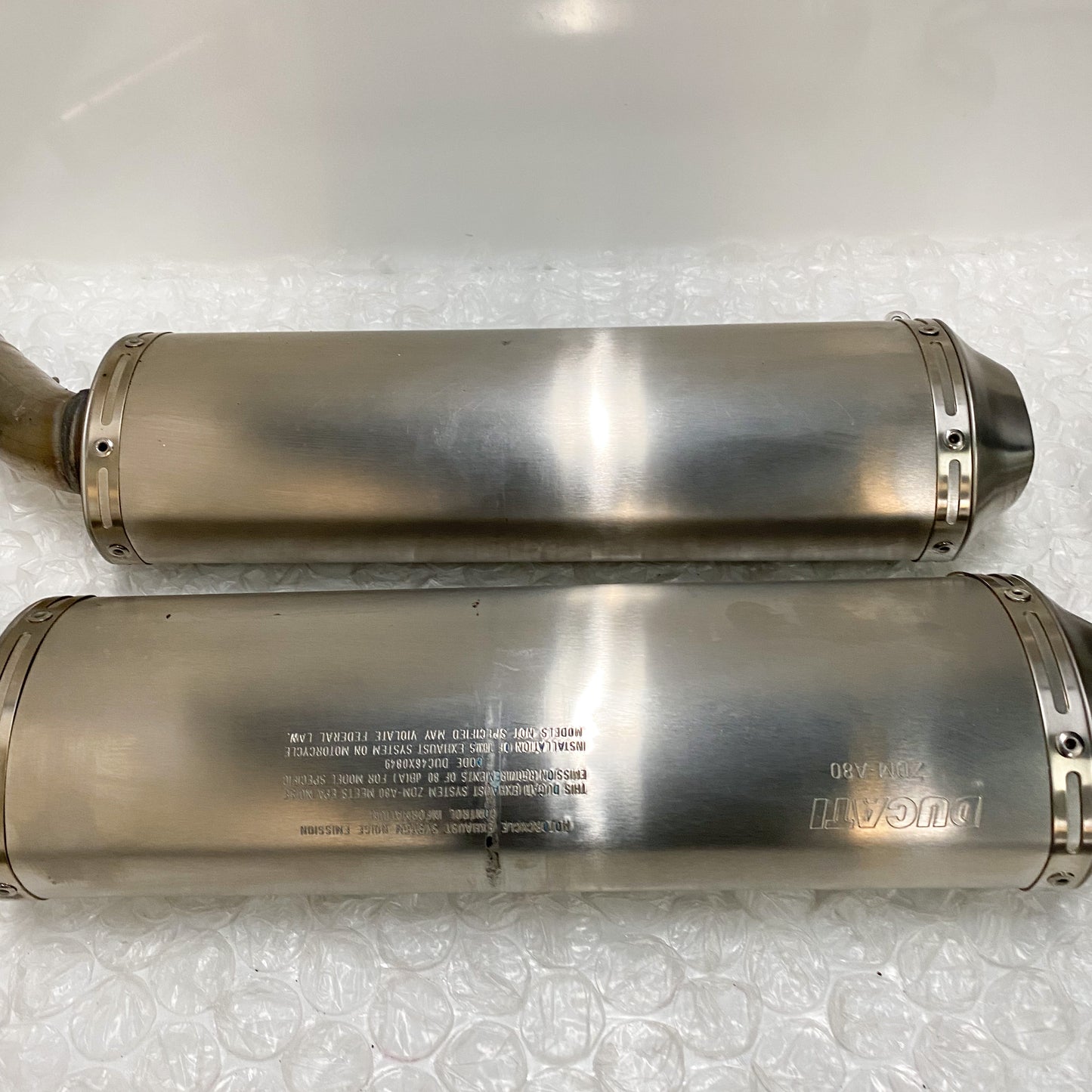 Ducati 848 EVO/848 EVO CORSE SE Stock OEM Exhaust Take-Off 57413171A & 57313171A (4)