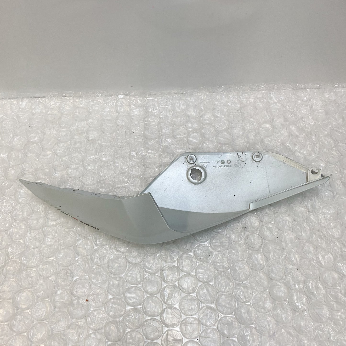 Ducati 959 Frame Cover RH, White 48212161AW USED