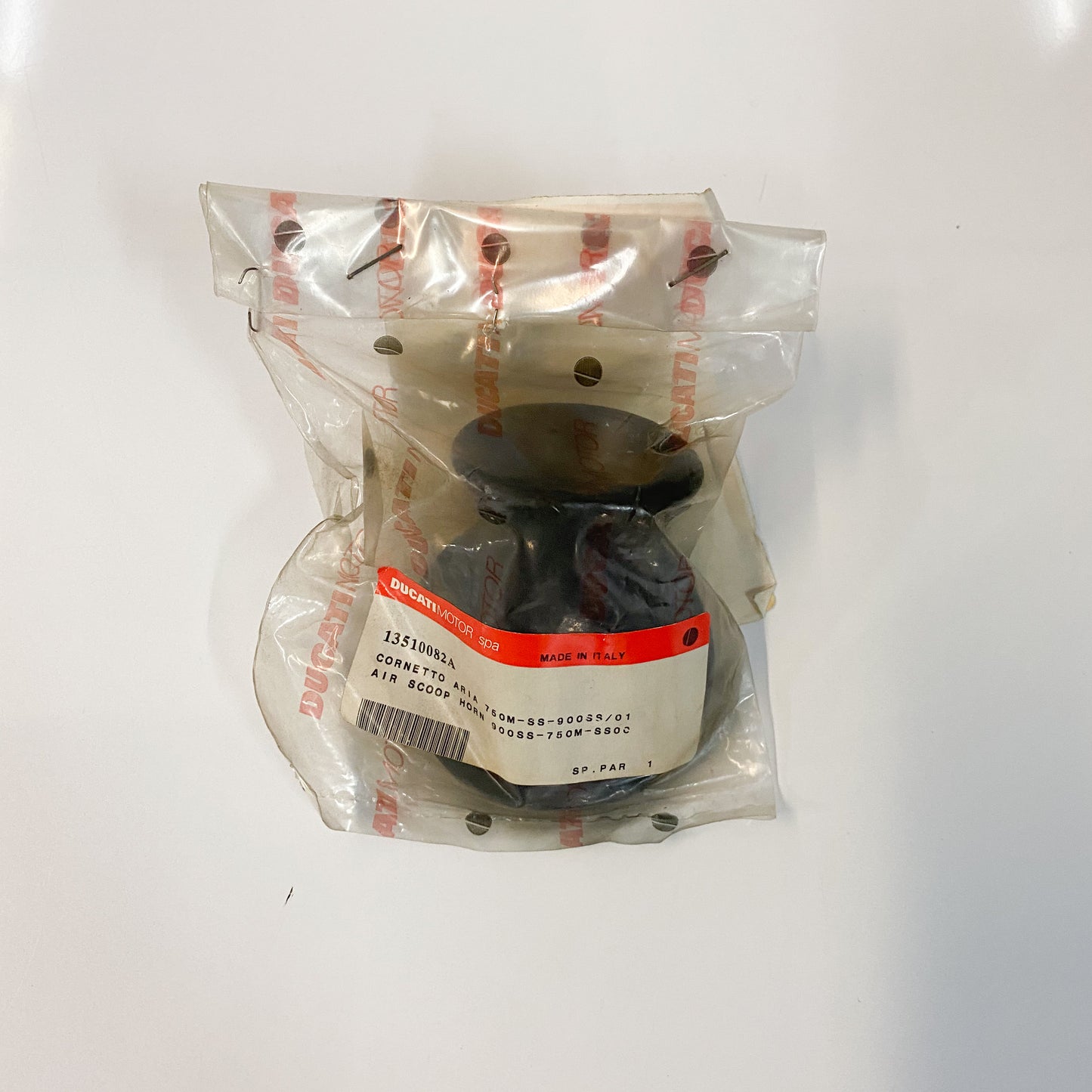Ducati Air Scoop Horn 900SS-750M 13510082A