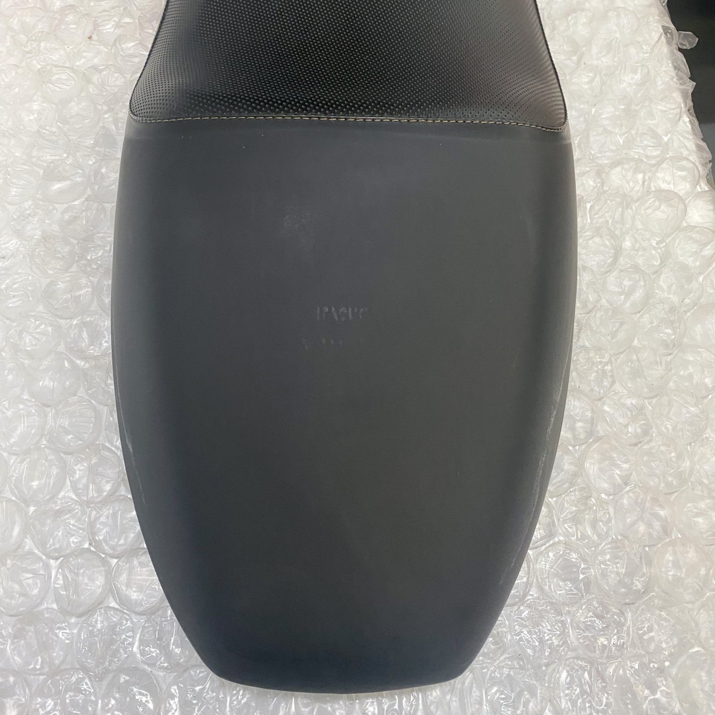 Ducati Monster 400/620/695/750/800 Stock Seat 59520202D USED