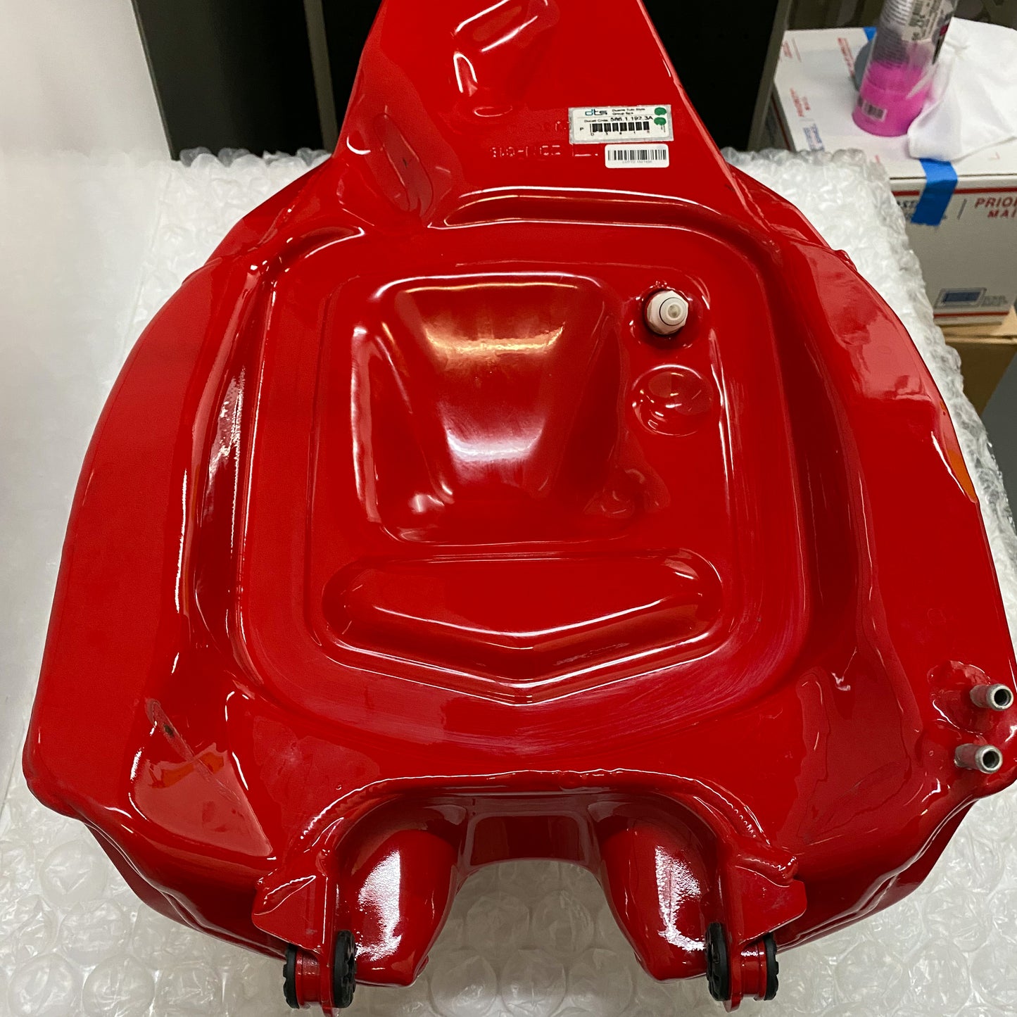 Ducati Panigale 1199 R Gas Tank 58612091AA Take-Off