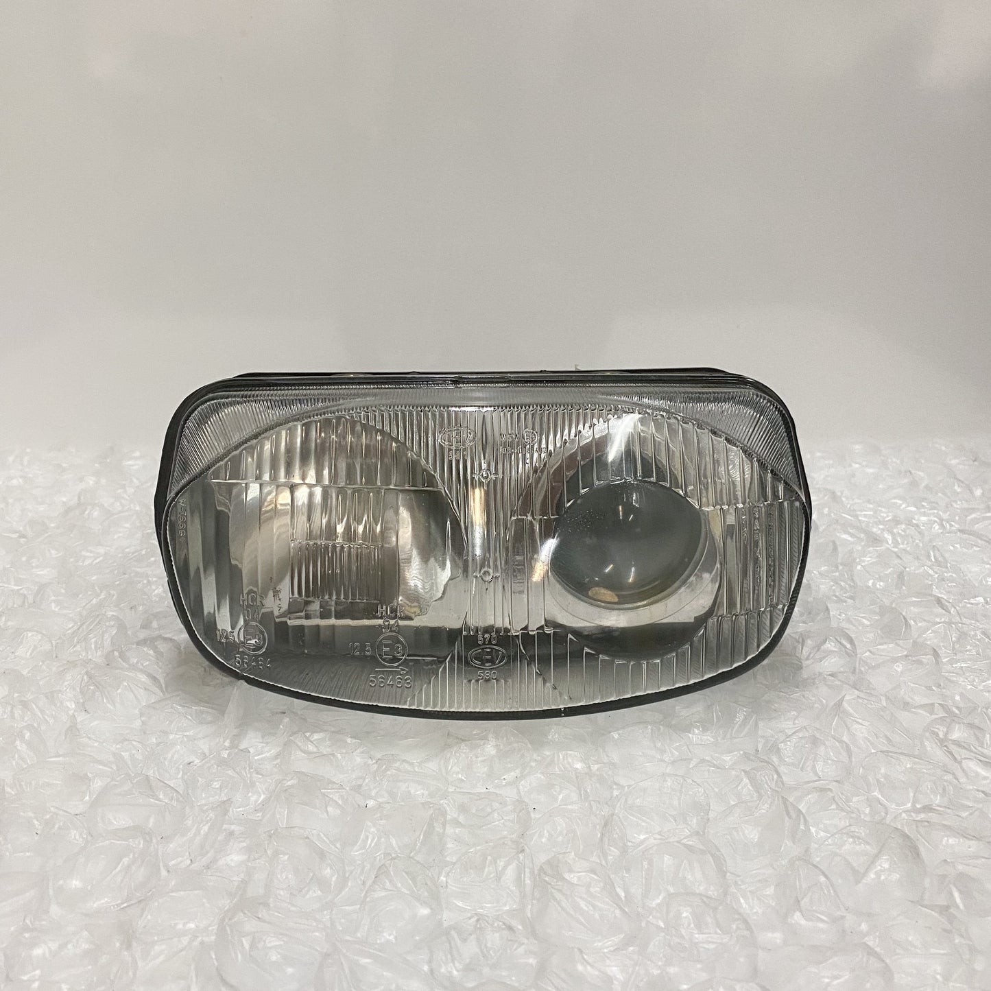 Ducati ST2/ST4/ST4S Headlight Unit 52040112A Take-Off