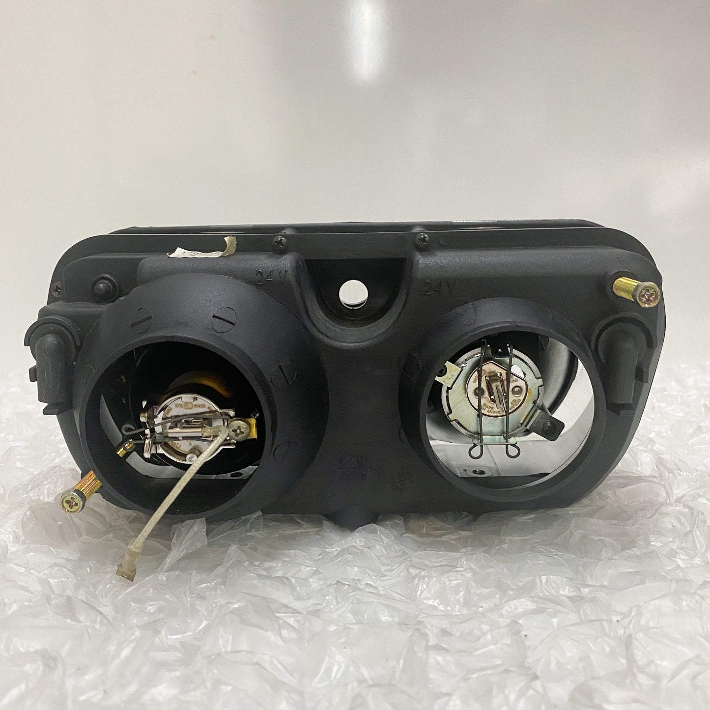 Ducati ST2/ST4/ST4S Headlight Unit 52040112A Take-Off