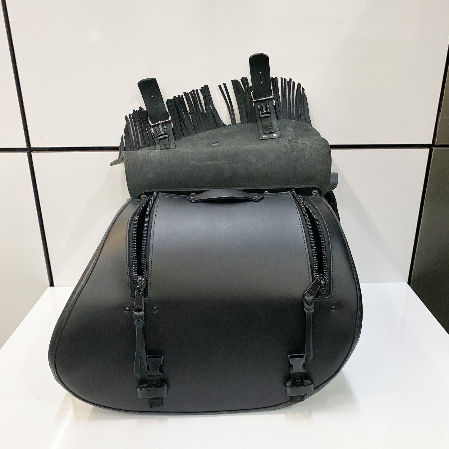 US. Saddlebag Co. Fringe Leather Saddlebags