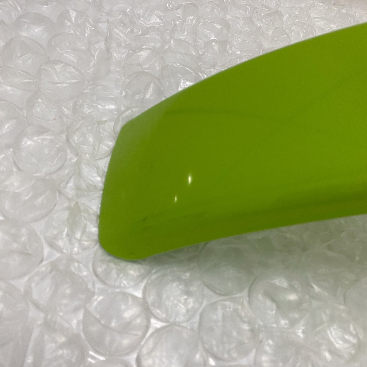 KAWASAKI FENDER-FRONT,L.GREEN 35004-048-65 NOS