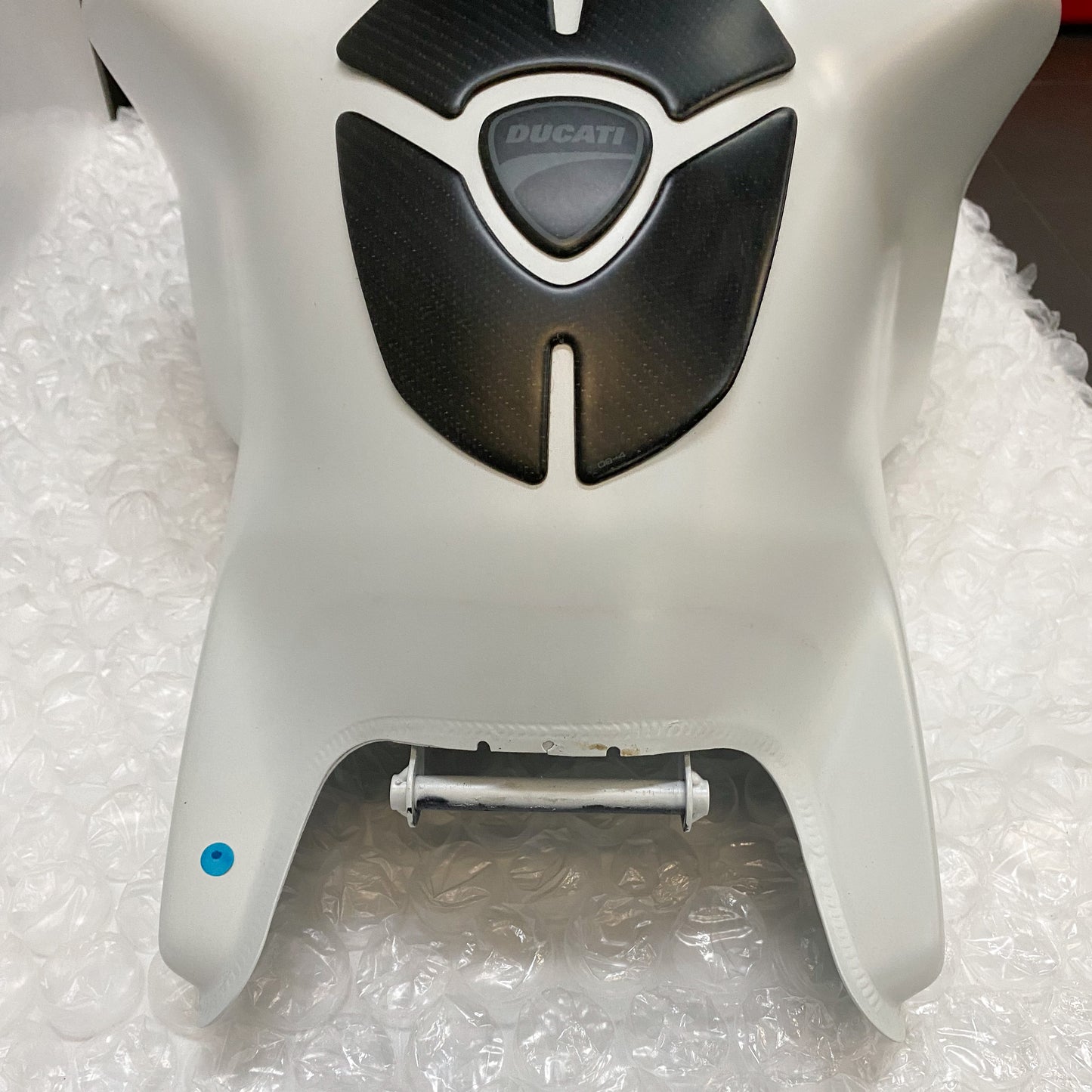 Ducati Monster 821 White Gas Tank Take-Off 58612001CW