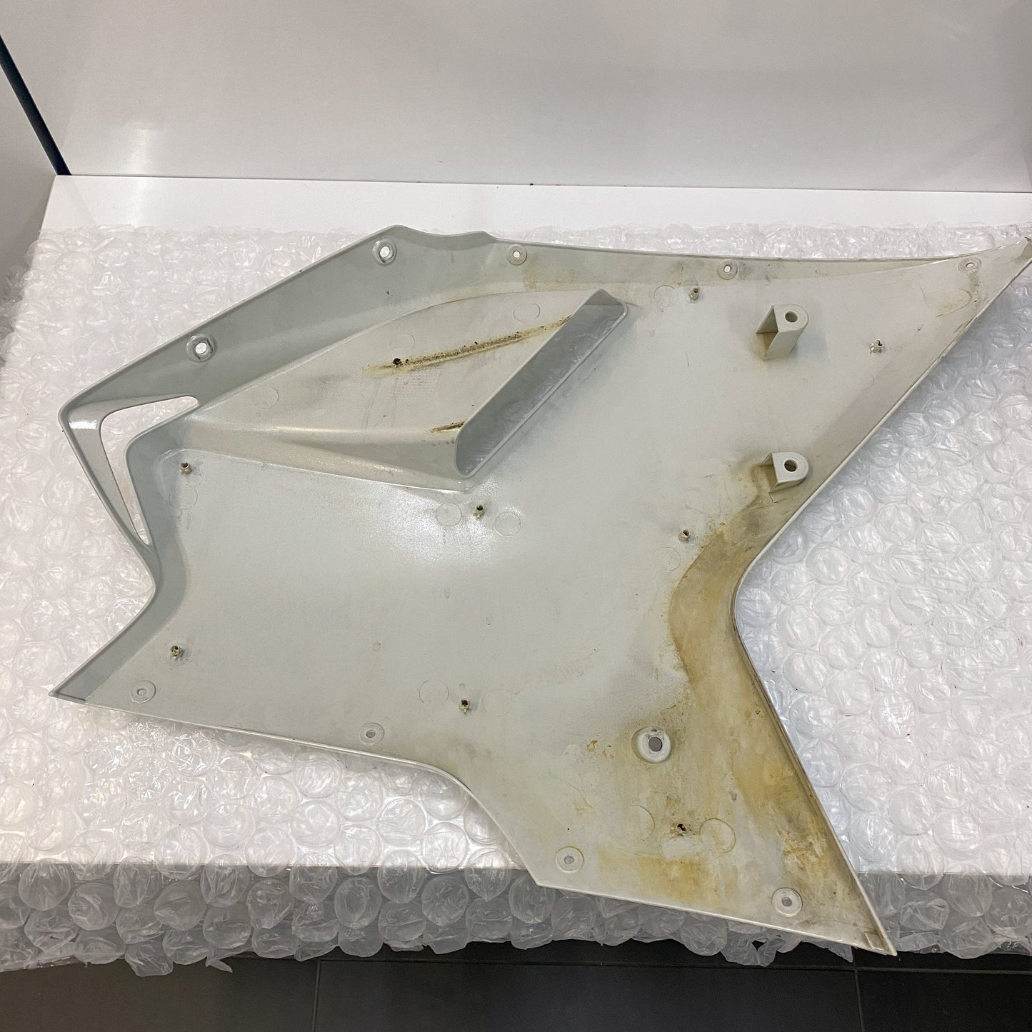 Ducati 1198 Left Hand Upper Half Fairing White 48012273BW