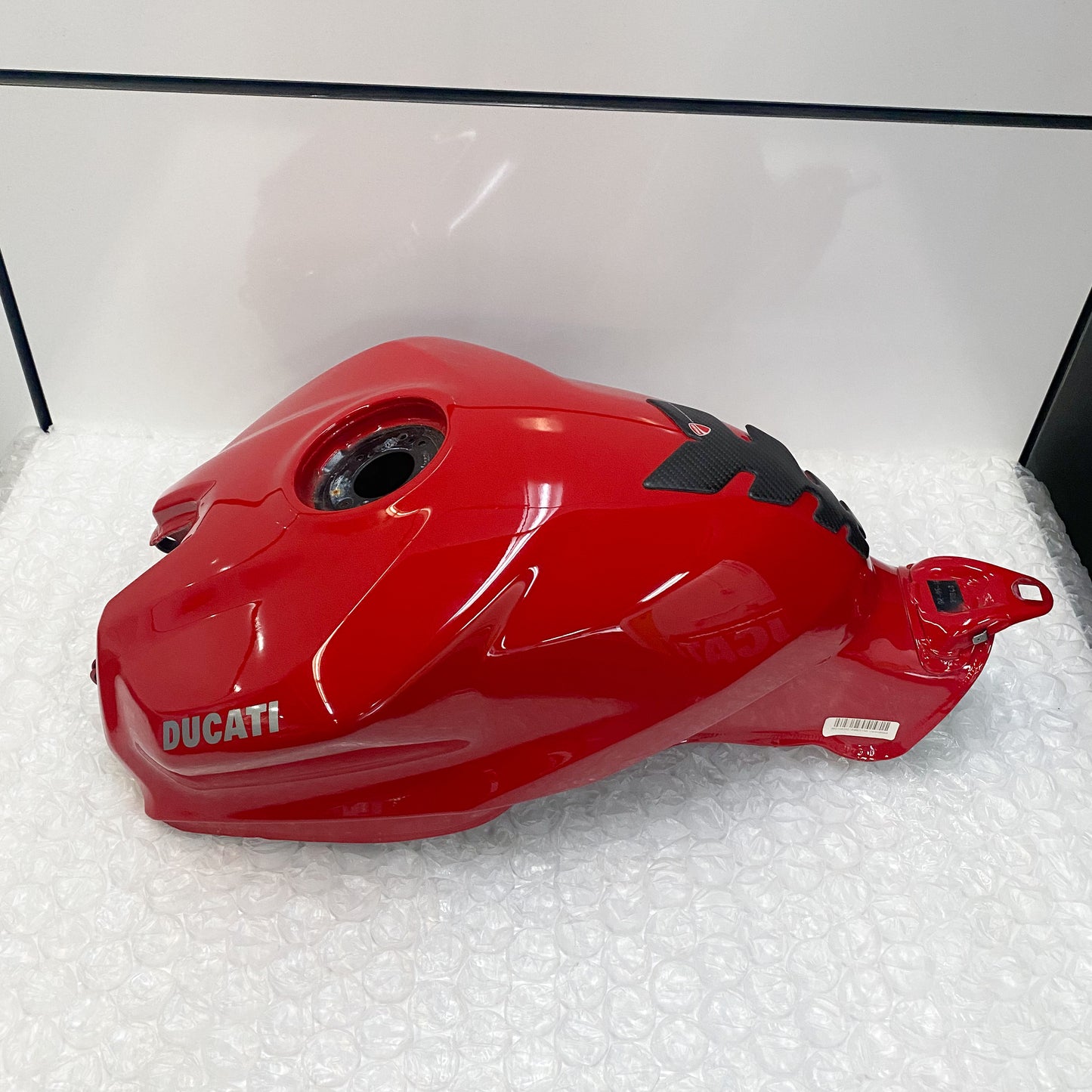 Ducati 959/899 Panigale Gas Tank, Red 58612061AA USED