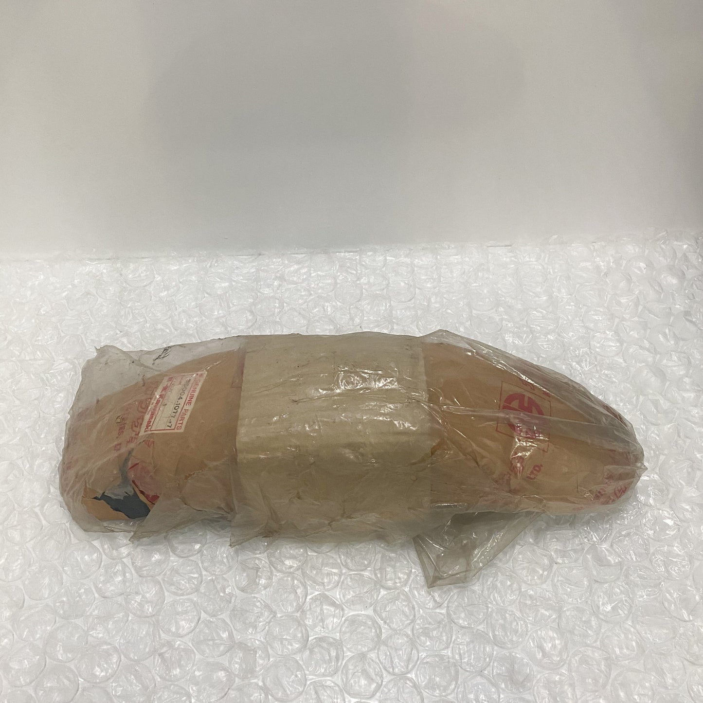 Kawasaki FENDER- FR, T.T. EBONY 35004-1077-F7 NOS