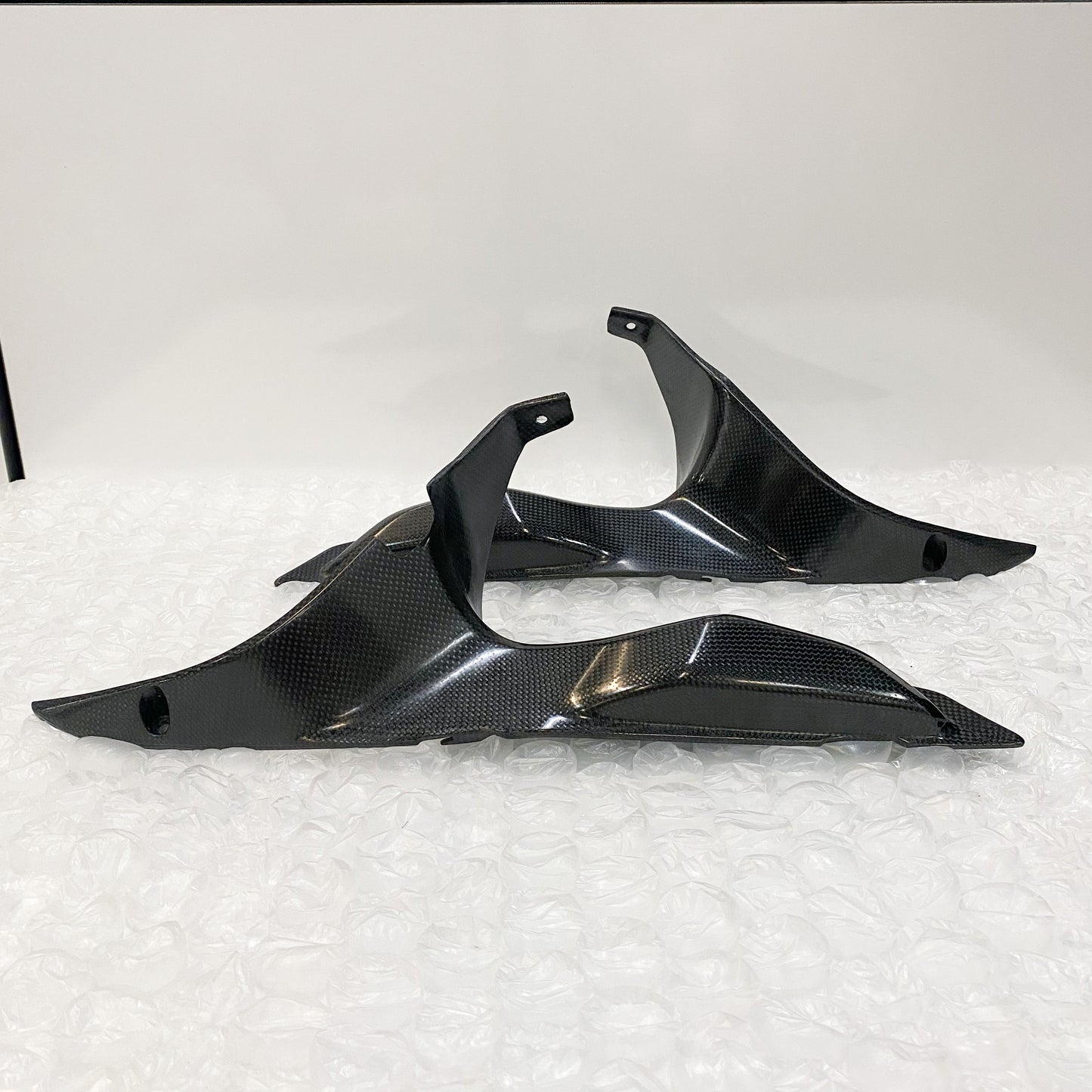 Ducati Carbon Air Duct Covers 1098R/1198R 460Z0021A& 460Z0021B USED