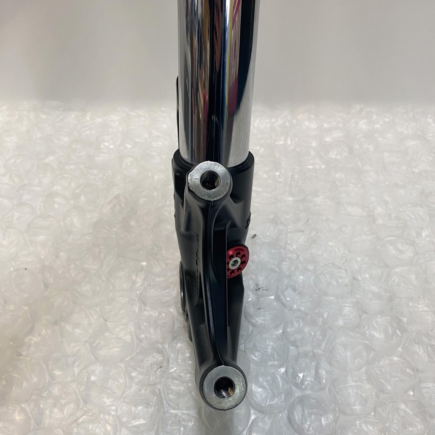 Ducati 899/959/V2/V4 Fork Bottom End + Sleeve Unit R.H. 34914071A USED