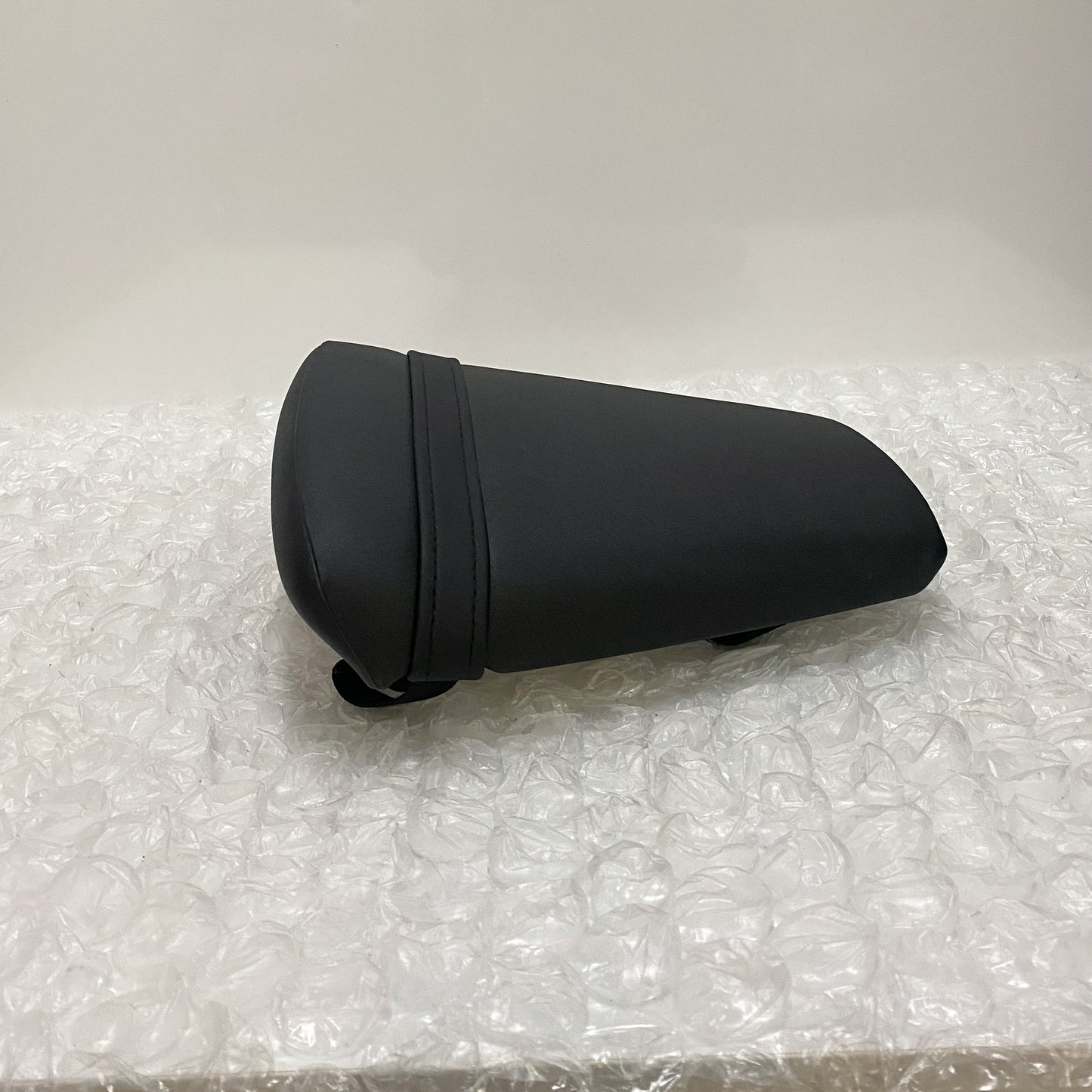 Yamaha R6 '99-'00 Tandem Seat Assembly 5EB-24750-01-00 NOS