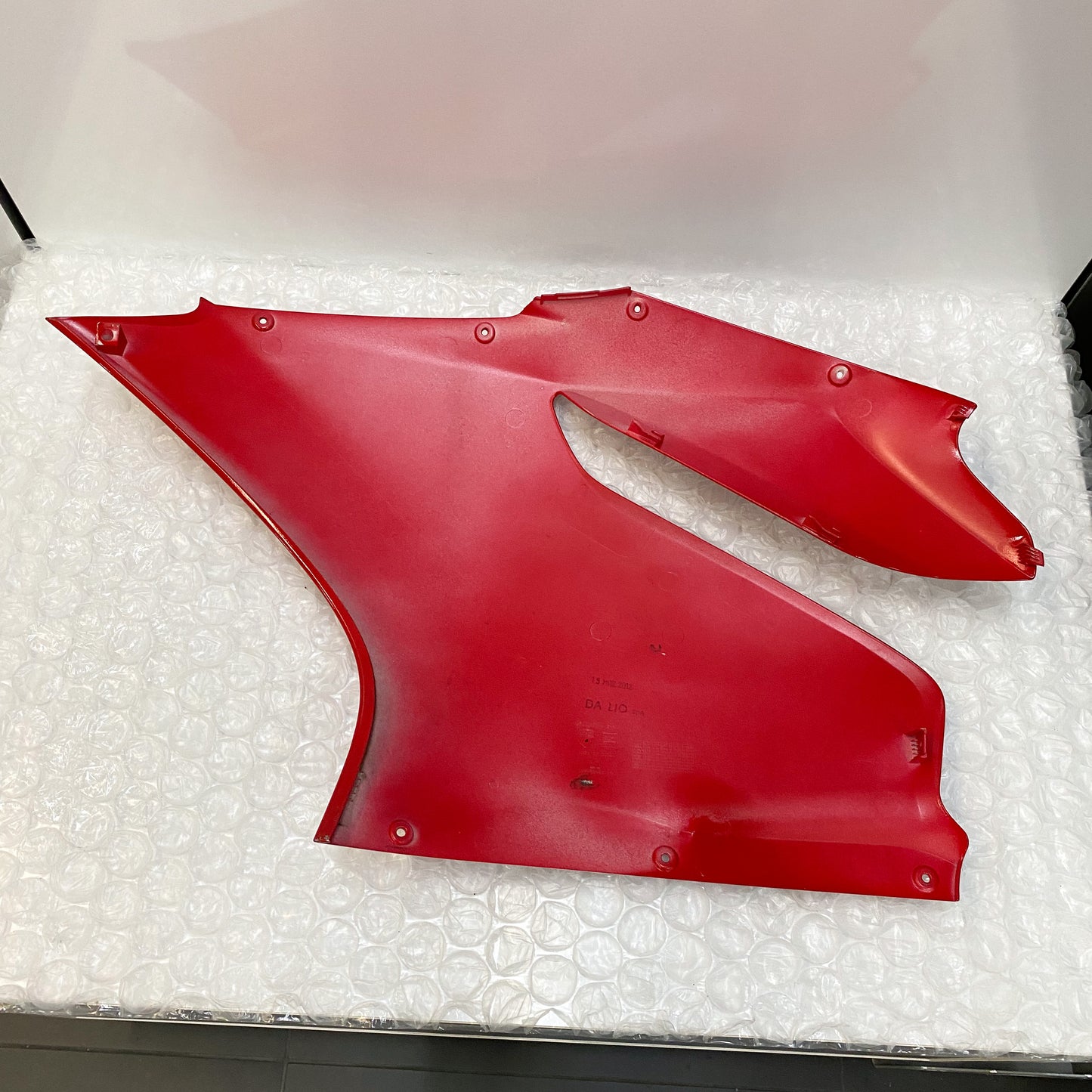Ducati 1199 S RH Upper Fairing Red 48013461AA USED