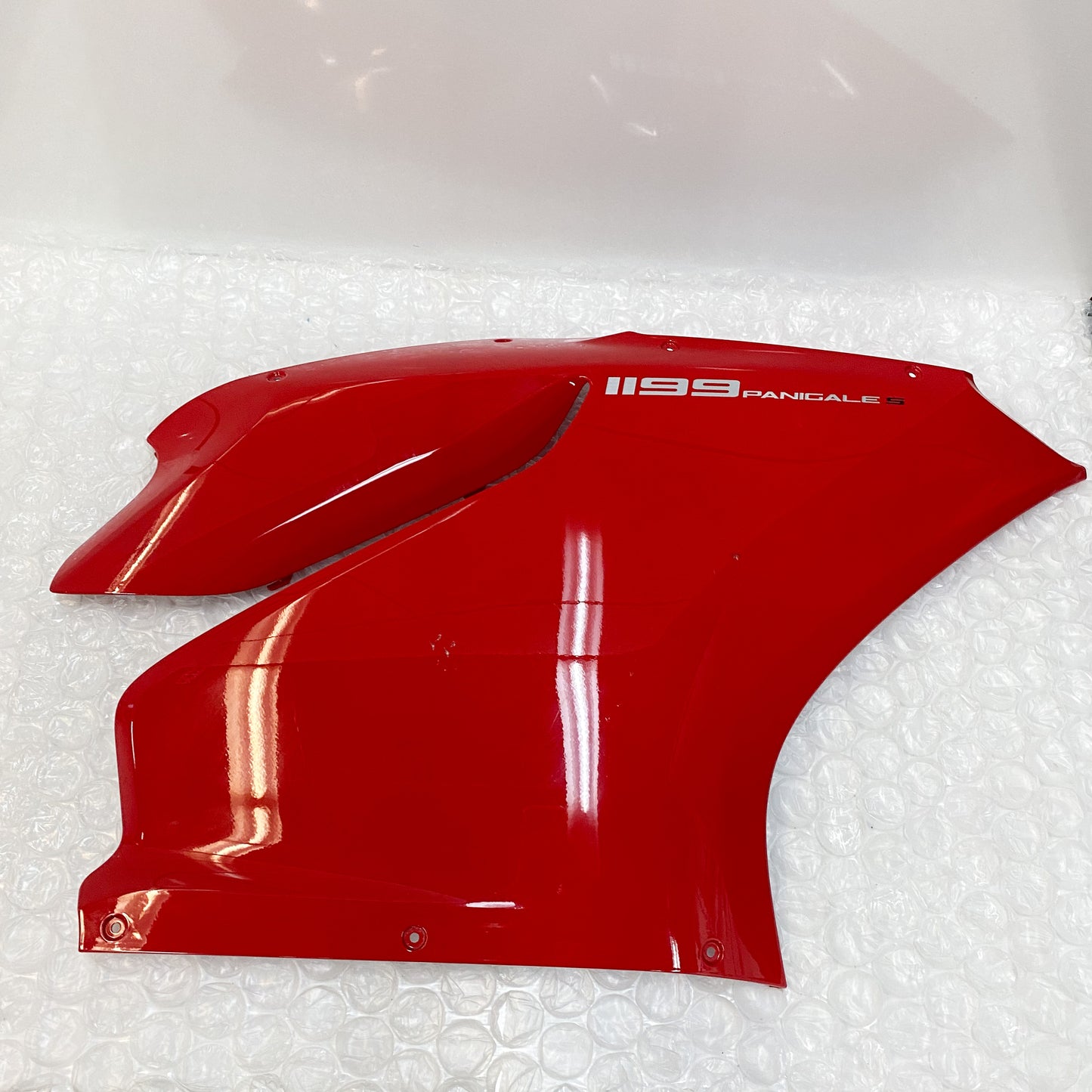 Ducati 1199 S RH Upper Fairing Red 48013461AA USED
