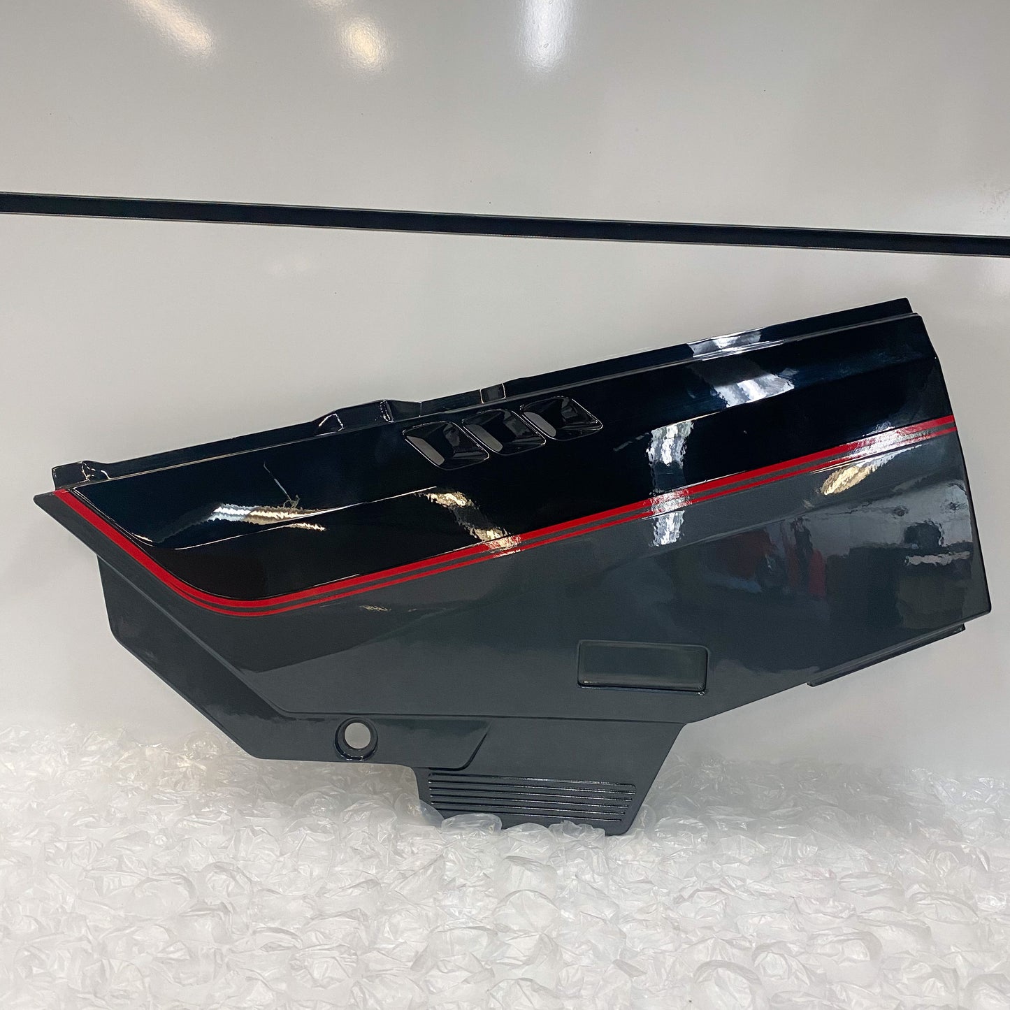 Kawasaki Cover-Side, LH Ebony/P 36002-5302-T4 NOS