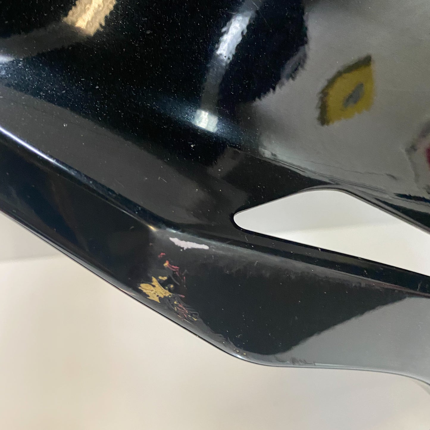 Yamaha FJR 1300 BODY, FRONT LOWER 2 (RH) 3P6-Y283K-K0-P7 USED