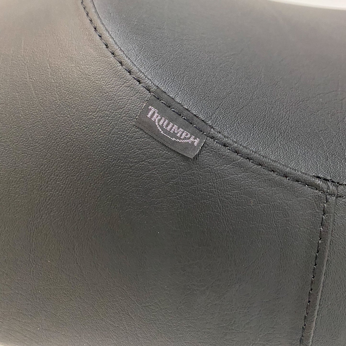 Triumph Single Seat A9700134
