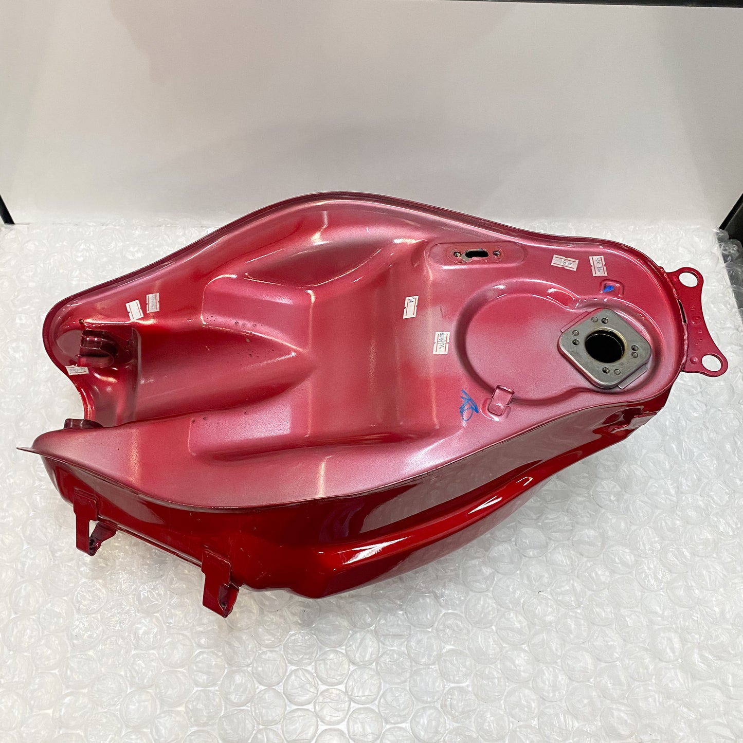 Kawasaki Ninja 250R Special Edition Red Gas Tank 51086-5339-G2 USED