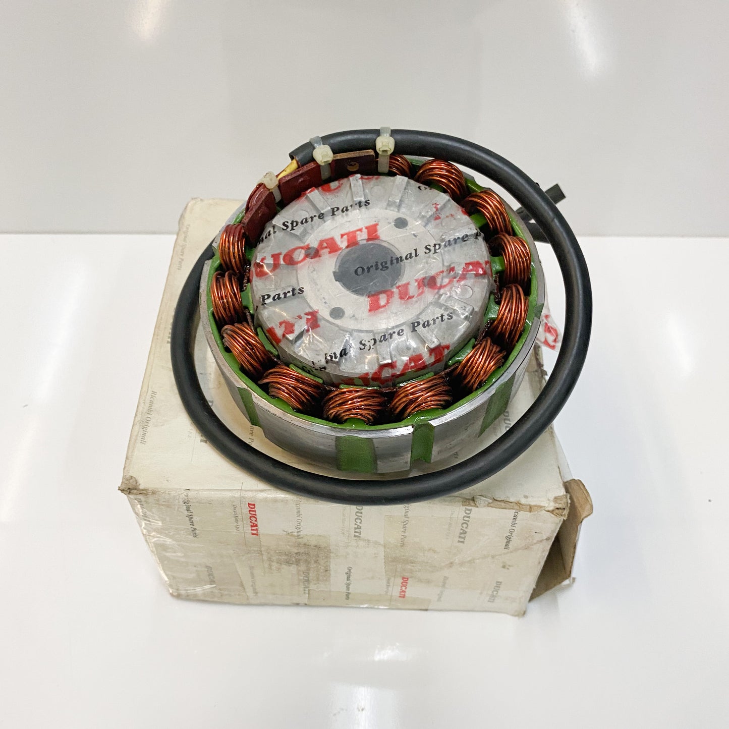 Ducati OEM Generator 26440122A