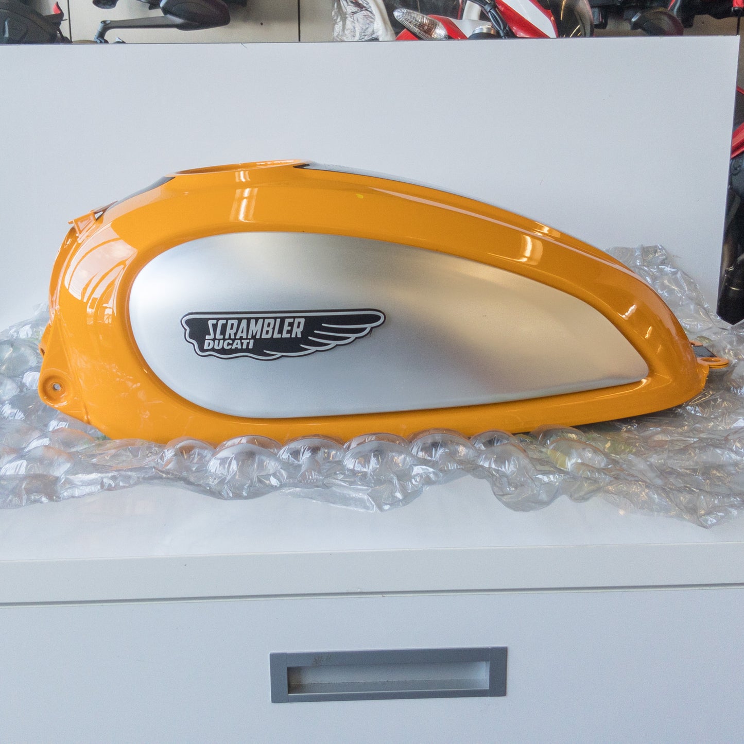 Ducati Scrambler Classic Gas Tank Yellow- Used 58612221BC