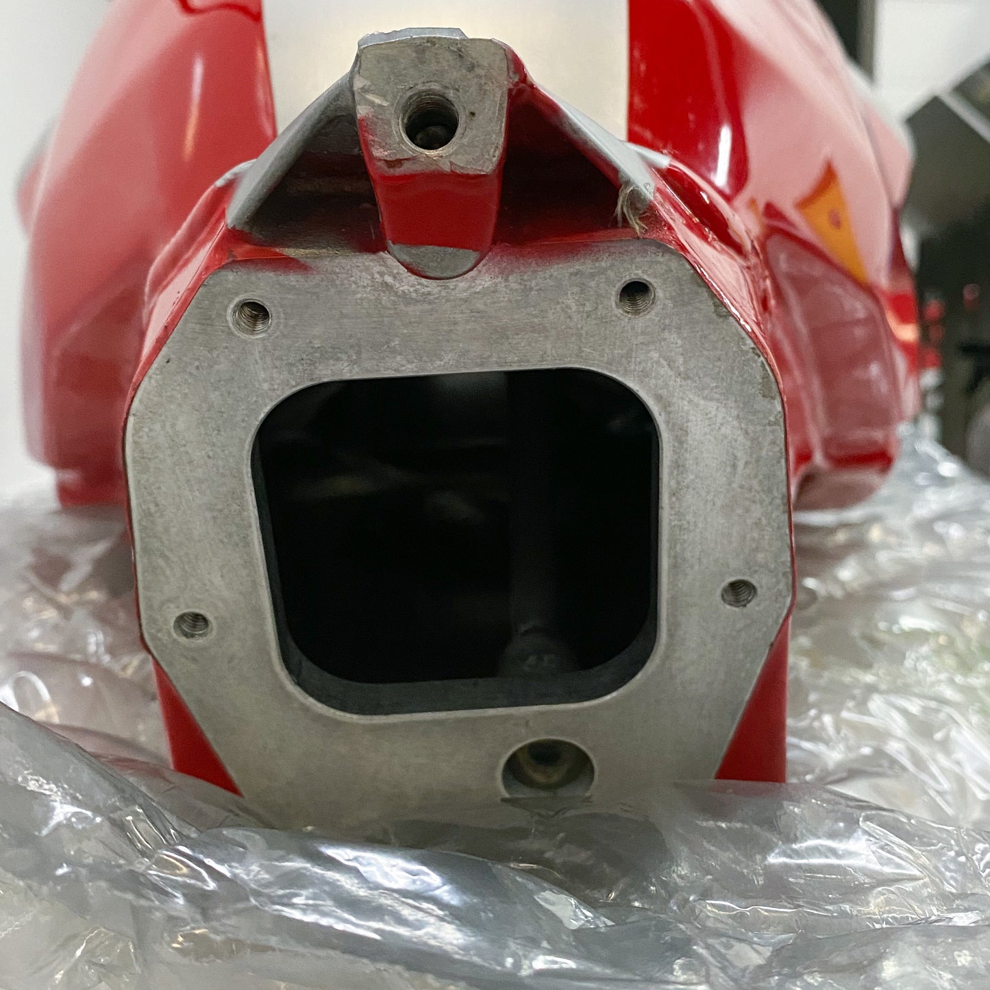Ducati Panigale 1199 R Gas Tank 58612091AA Take-Off