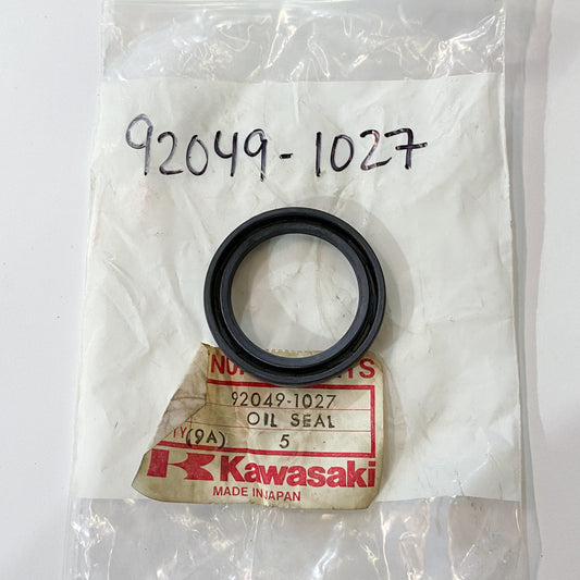 KAWASAKI OIL SEAL,SC32435.5 92049-1027