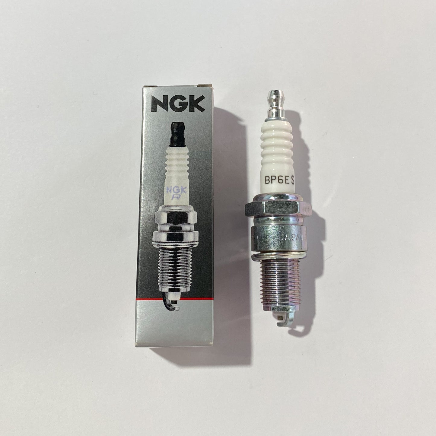 NGK 7333 BP6ES NICKEL SPARK PLUG