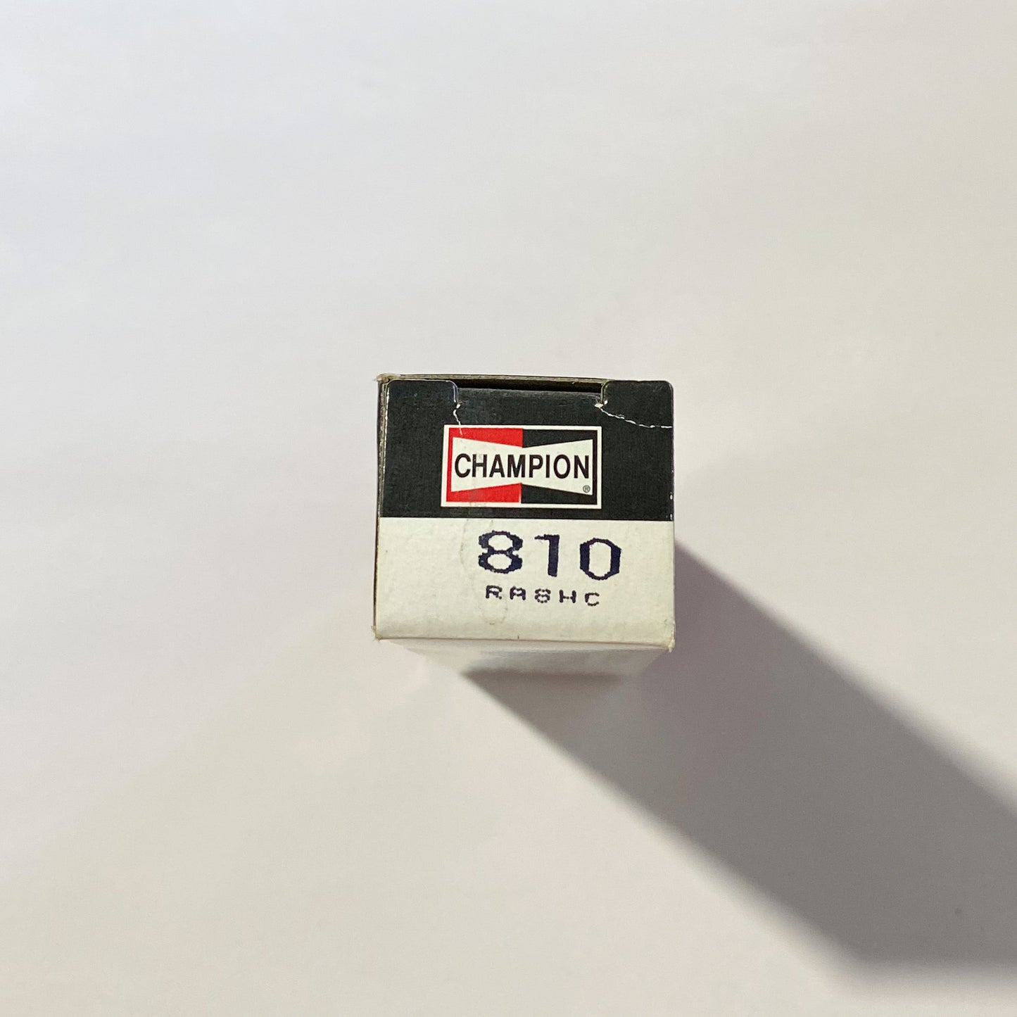 CHAMPION 810 RA8HC SPARK PLUG