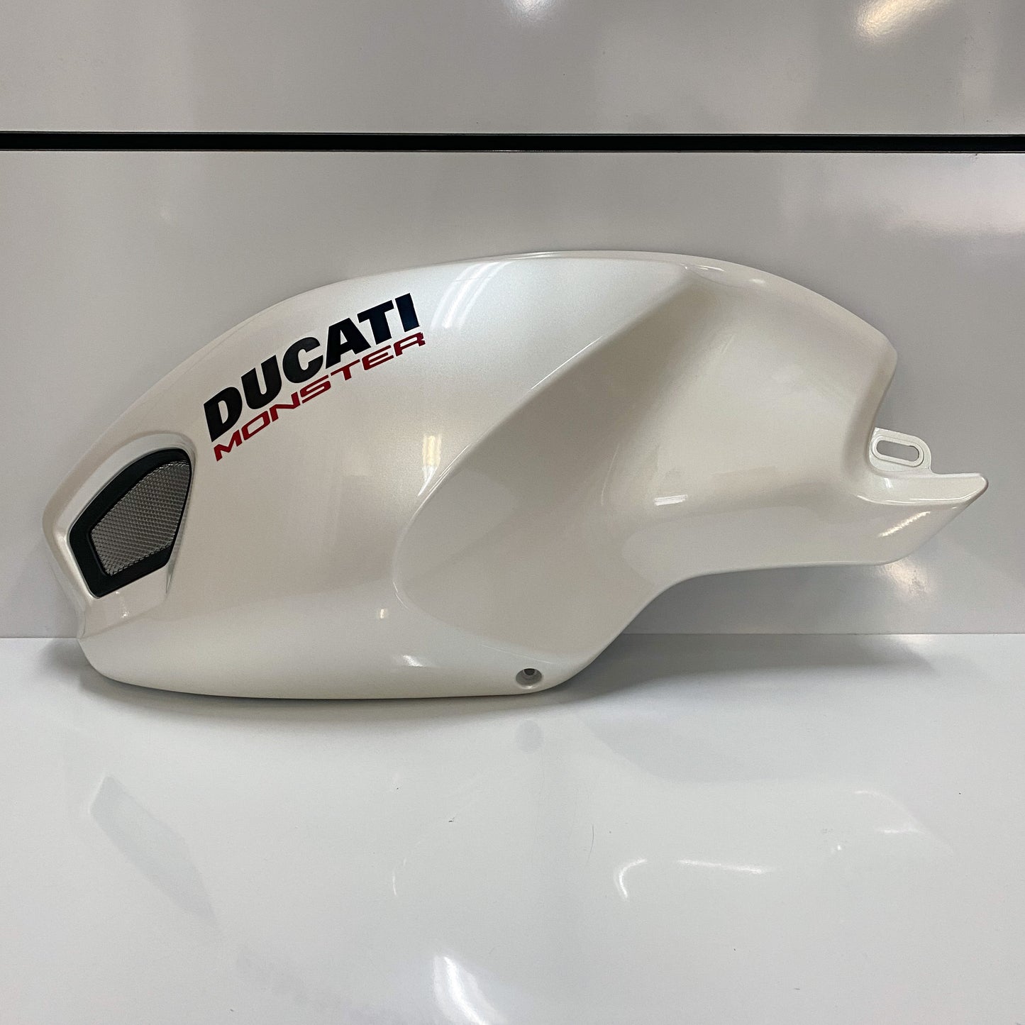 Ducati M 696/1100 Pearl White Left Tank Panel 48012591DW NTOP