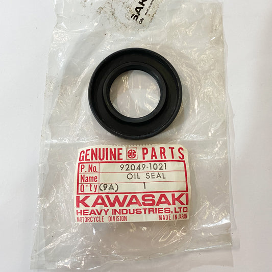 KAWASAKI OIL SEAL 92049-1021