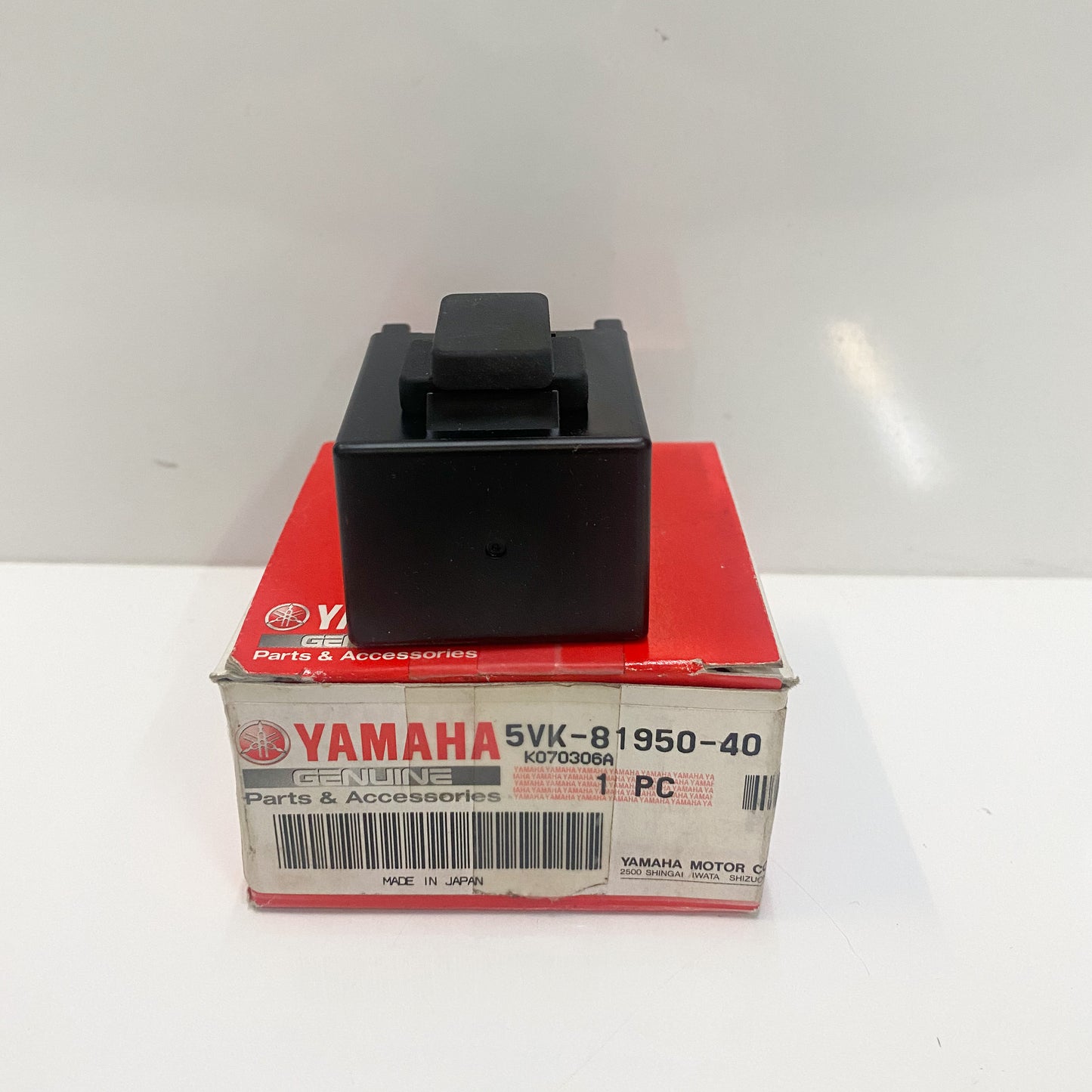 YAMAHA RELAY 5VK-81950-40-00 NOS