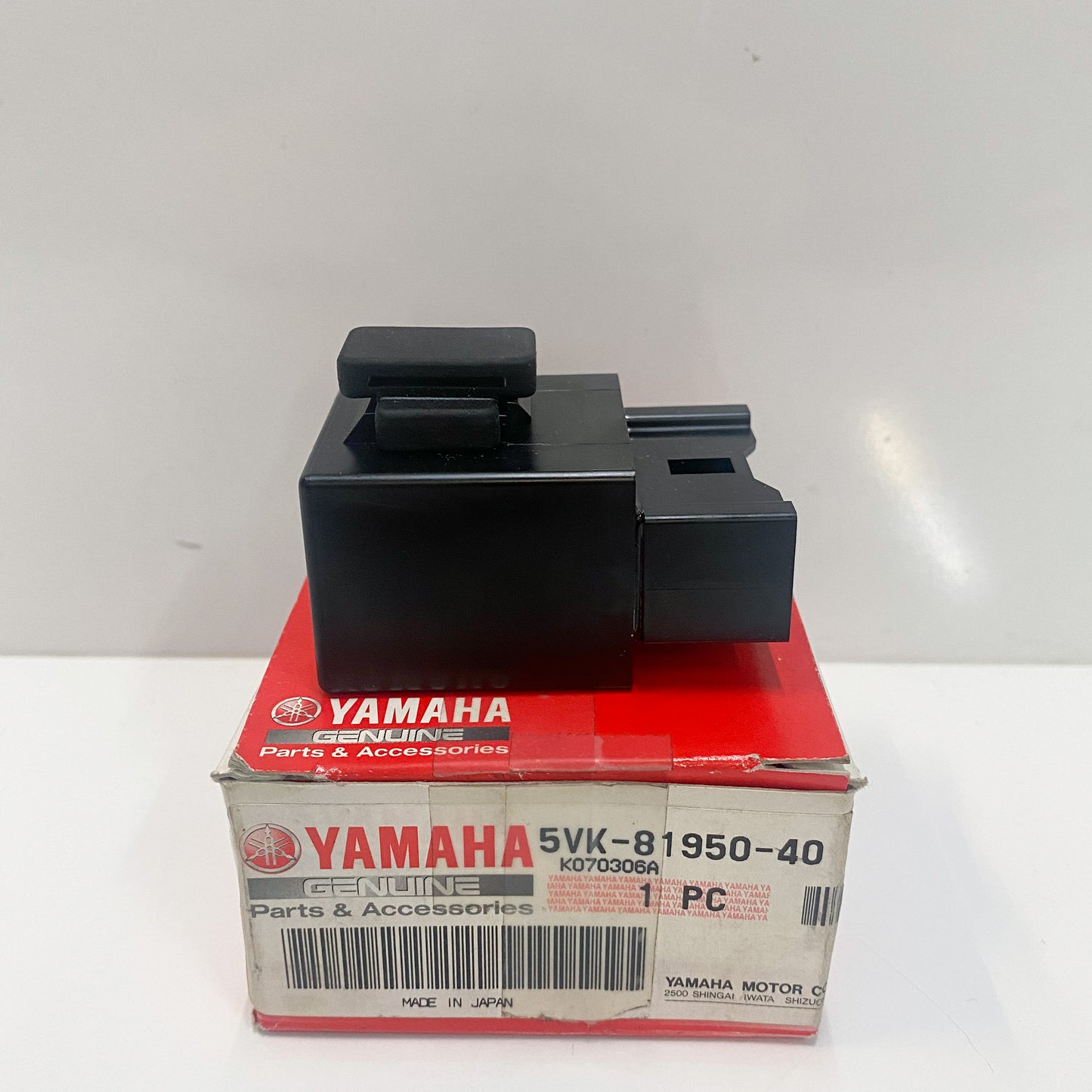 YAMAHA RELAY 5VK-81950-40-00 NOS