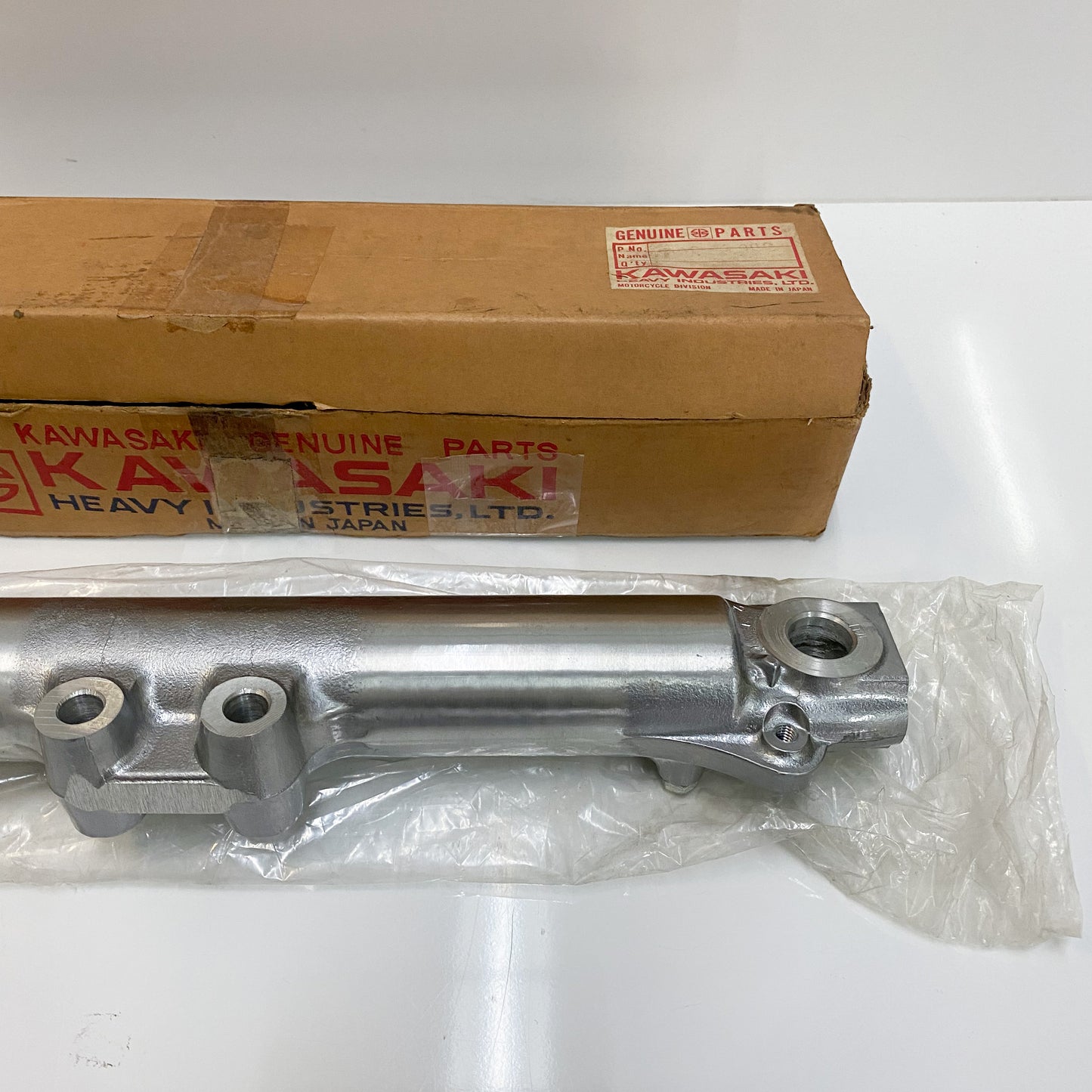 NOS KAWASAKI TUBE,LH,FORK OUTER 44005-1009