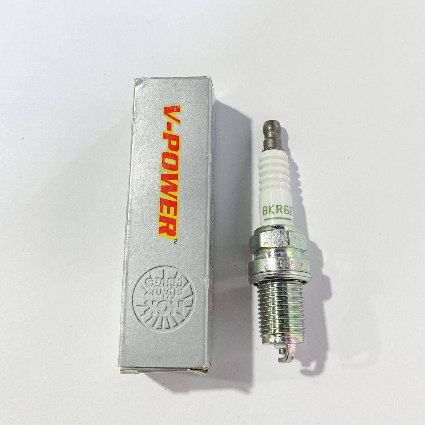 NGK 6962 BKR6E V-POWER SPARK PLUG