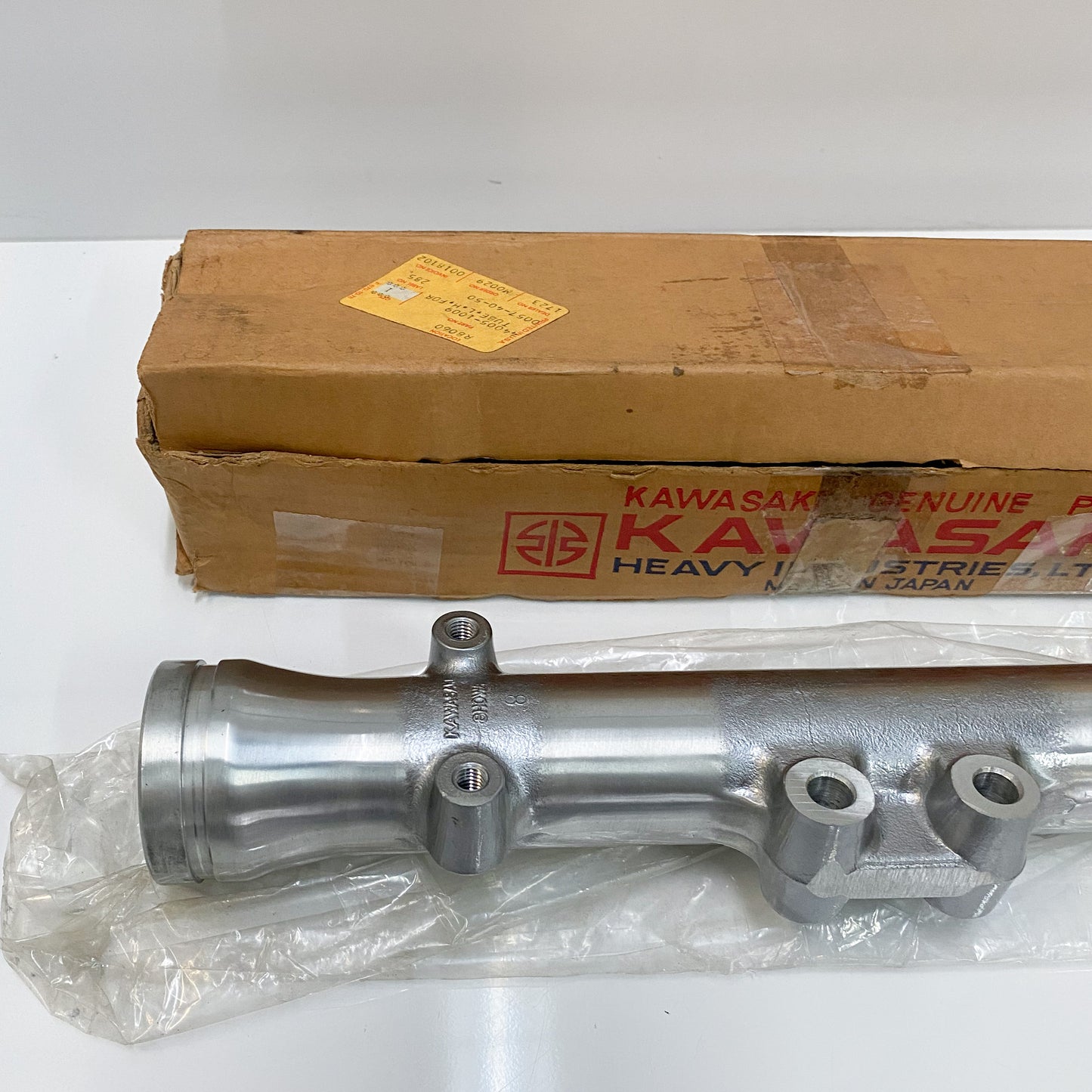 NOS KAWASAKI TUBE,LH,FORK OUTER 44005-1009