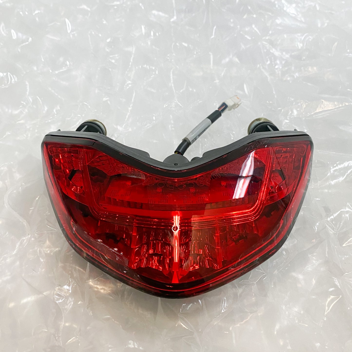 Ducati M 821/1200/797/SS950 Tail Light 52510482B USED