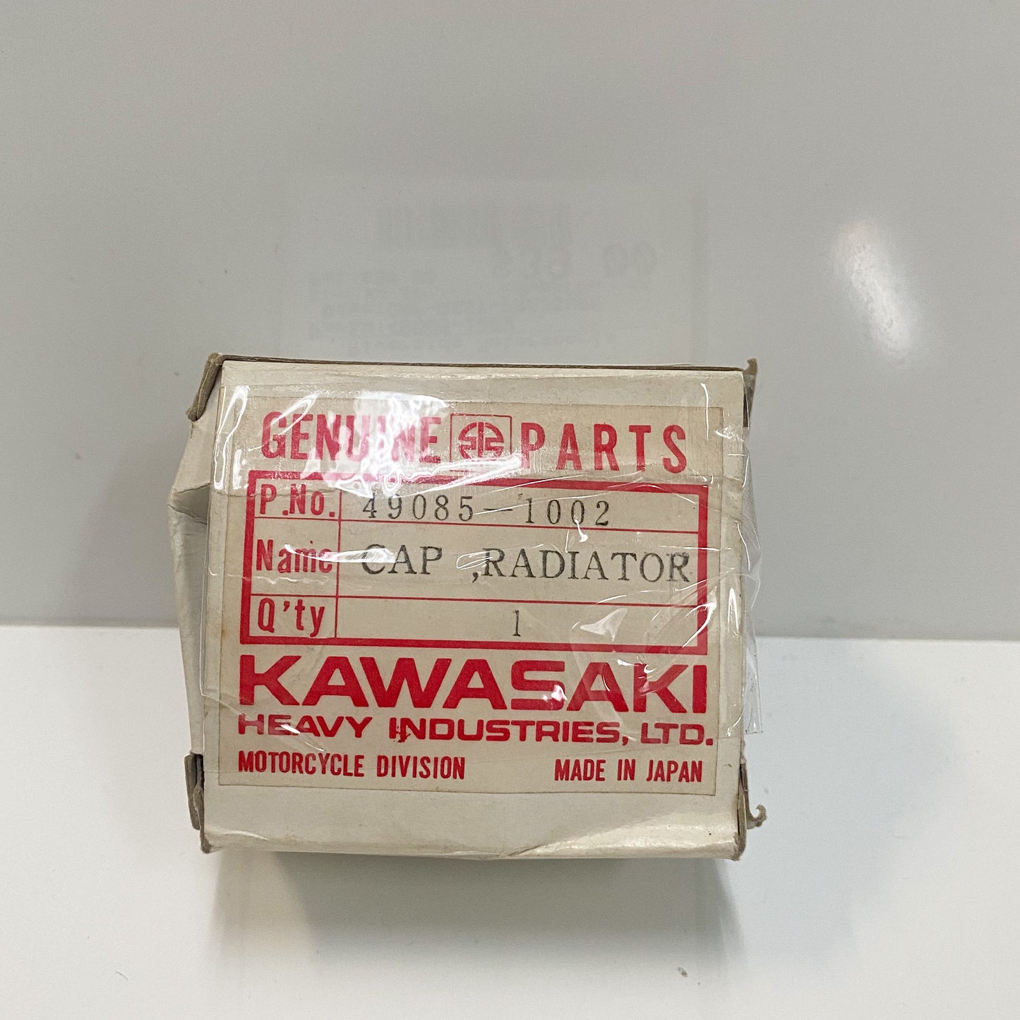 KWASAKI CAP-ASSY-PRESSURE 49085-1002