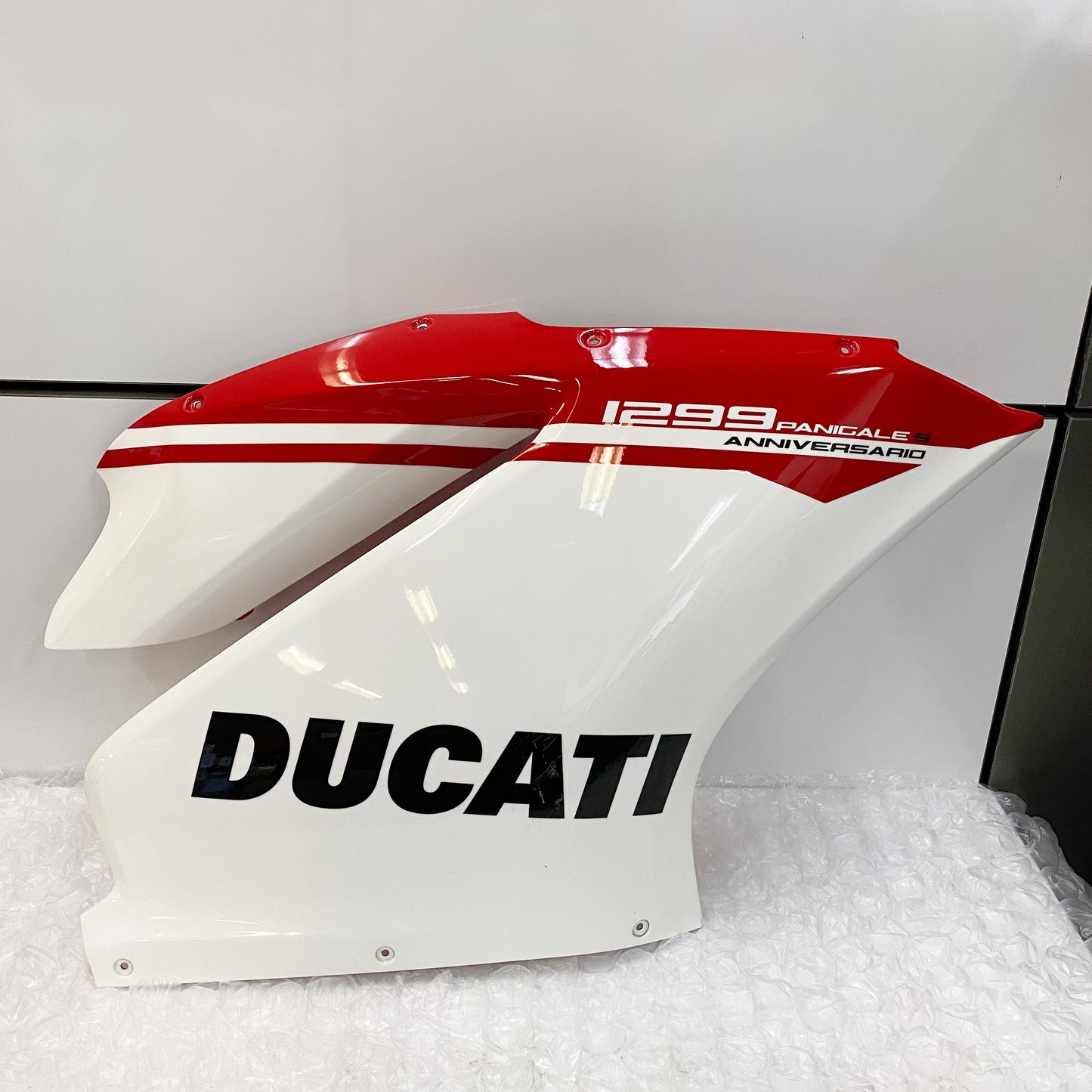 Ducati 1299 S Anniversario Right Upper Half Fairing 48018581AA