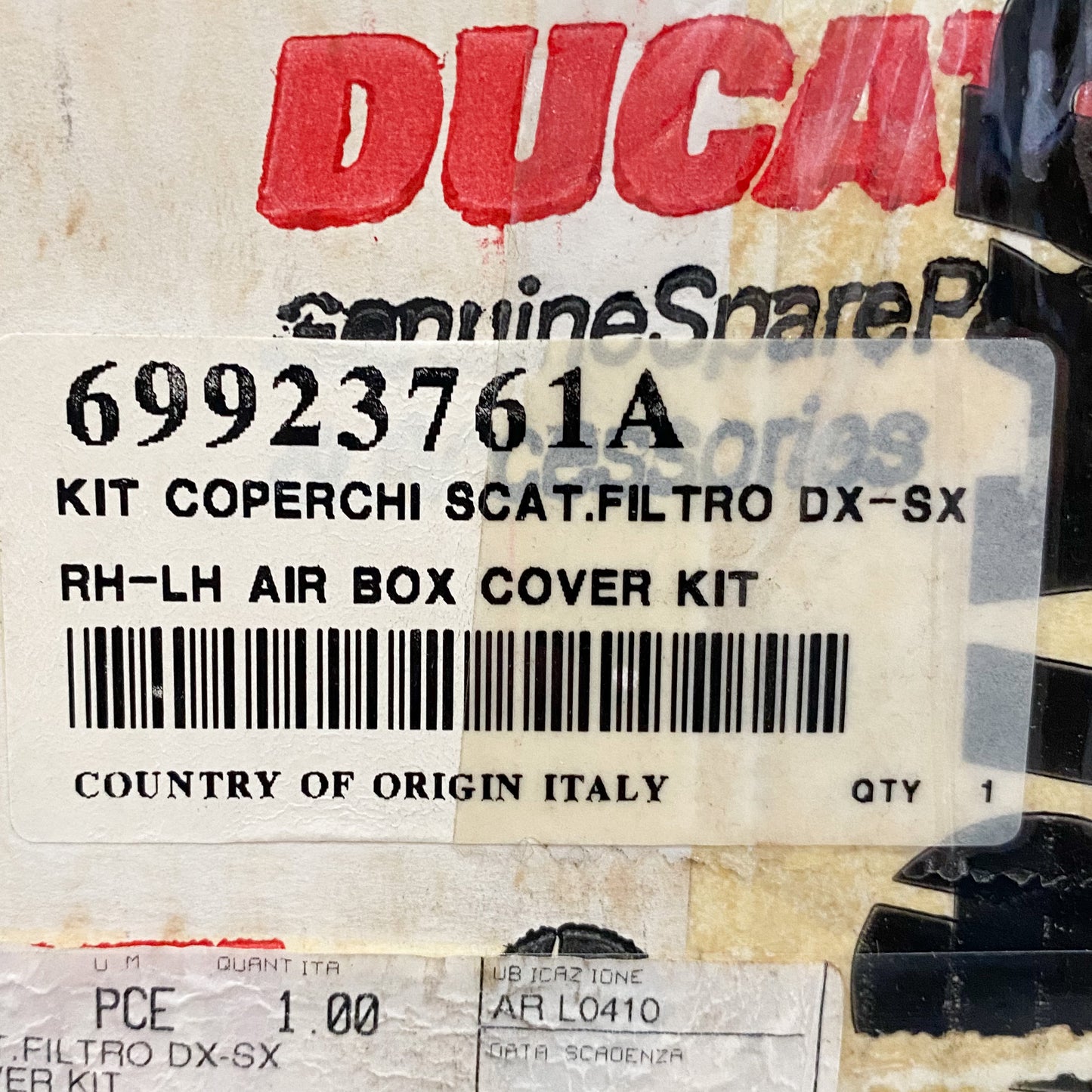 Ducati RH - LH Air Box Cover Kit 748/916/996/998 69923761A