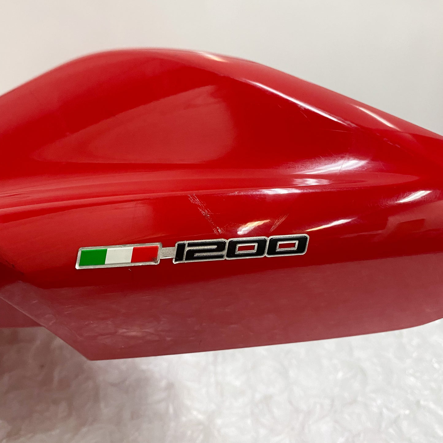 Ducati M1200 '14-'16 Seat Cowl, Red 595P2241AA Take -Off