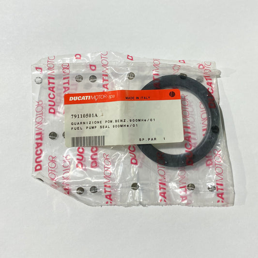 DUCATI FUEL PUMP SEAL 900MHE/01. GASKET 79110501A