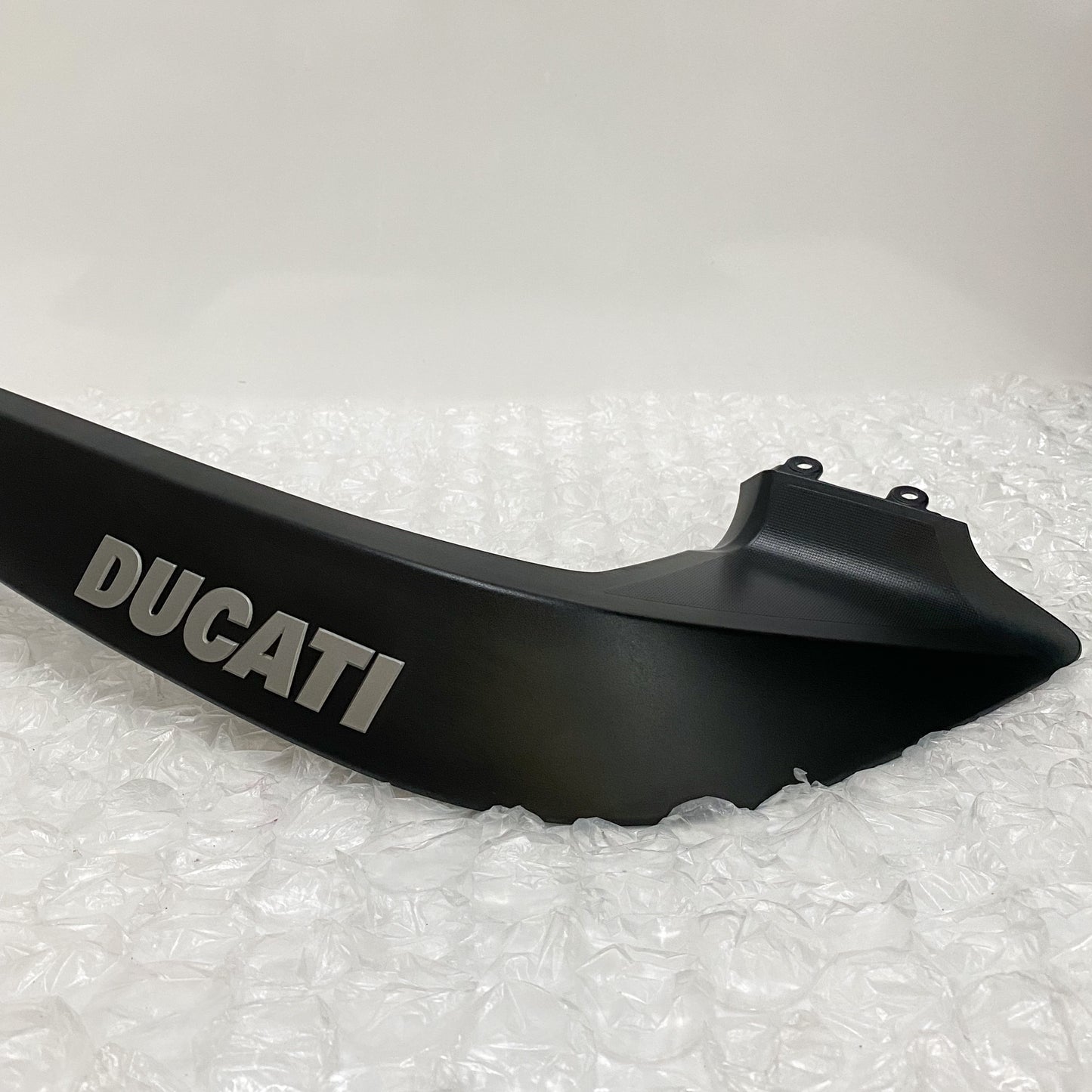 Ducati MTS 1200/950/1260/V2 LH Radiator Cover 48016922A USED