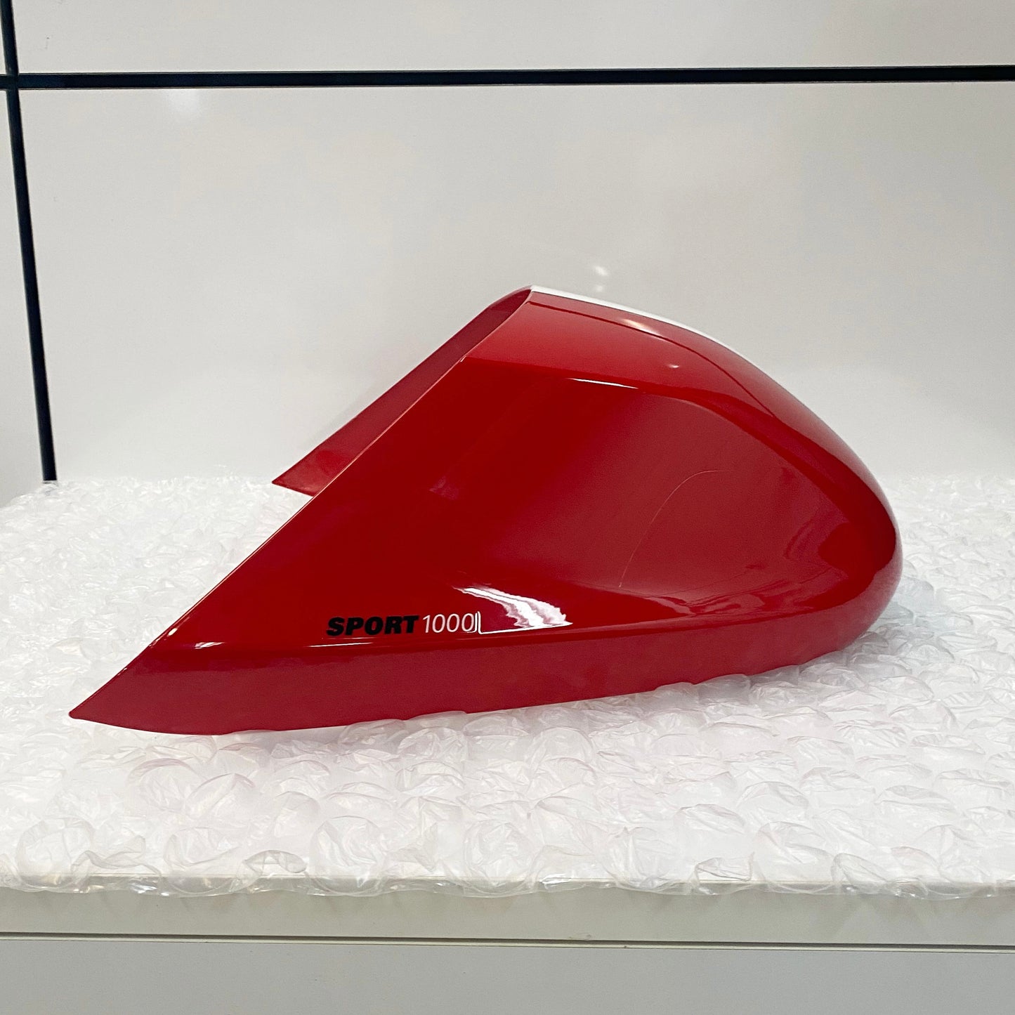 Ducati Sport 1000 Box Seat Tail, Red - 48310501CM Used