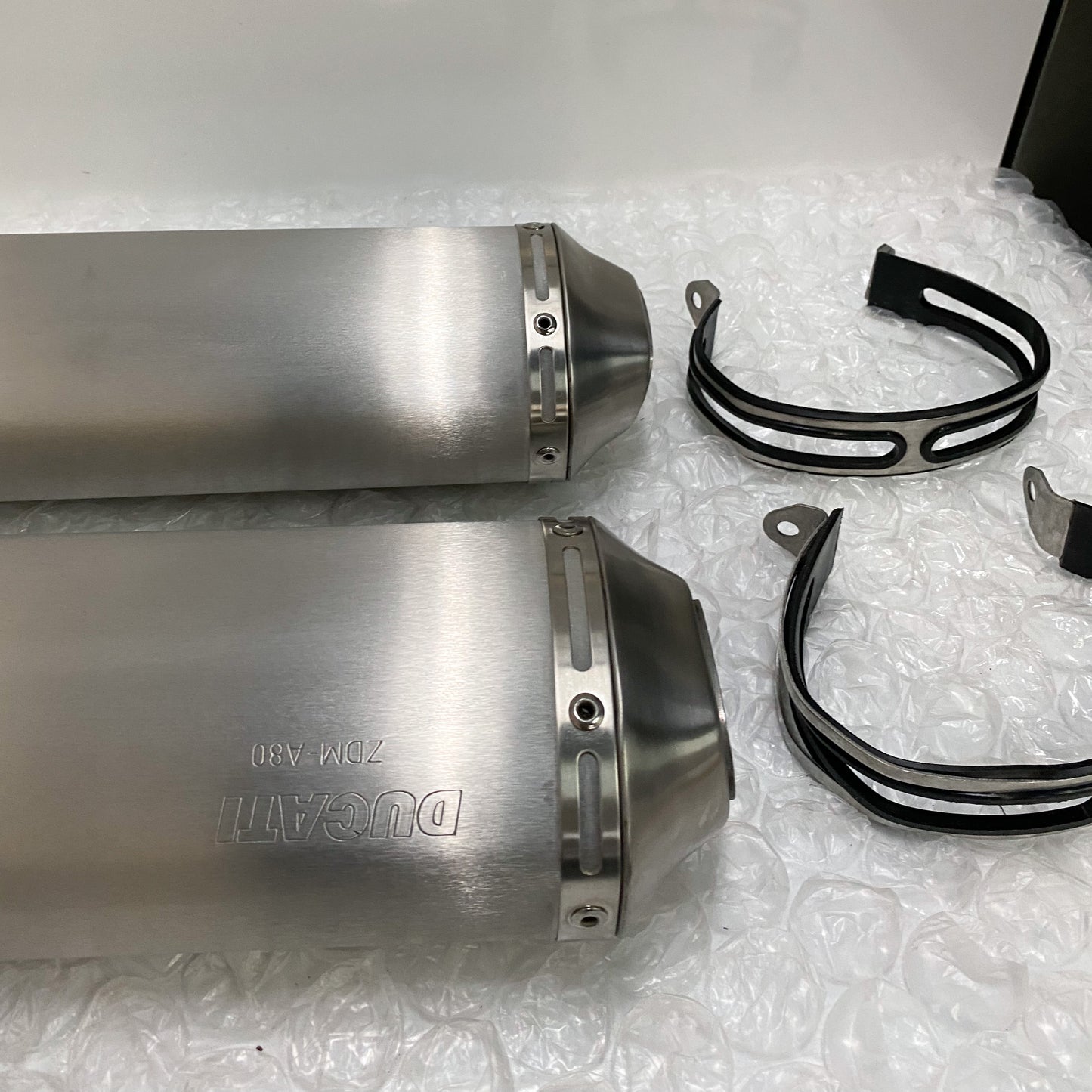 Ducati 848 EVO/848 EVO CORSE SE Stock OEM Exhaust Take-Off 57413171A & 57313171A (3)