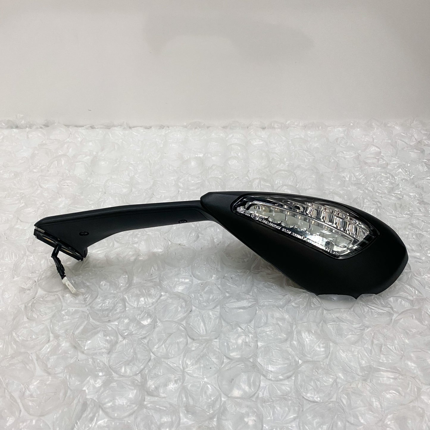 Ducati Panigale V4/S & V2 LH Rear View Mirror 523S0645A USED (1)