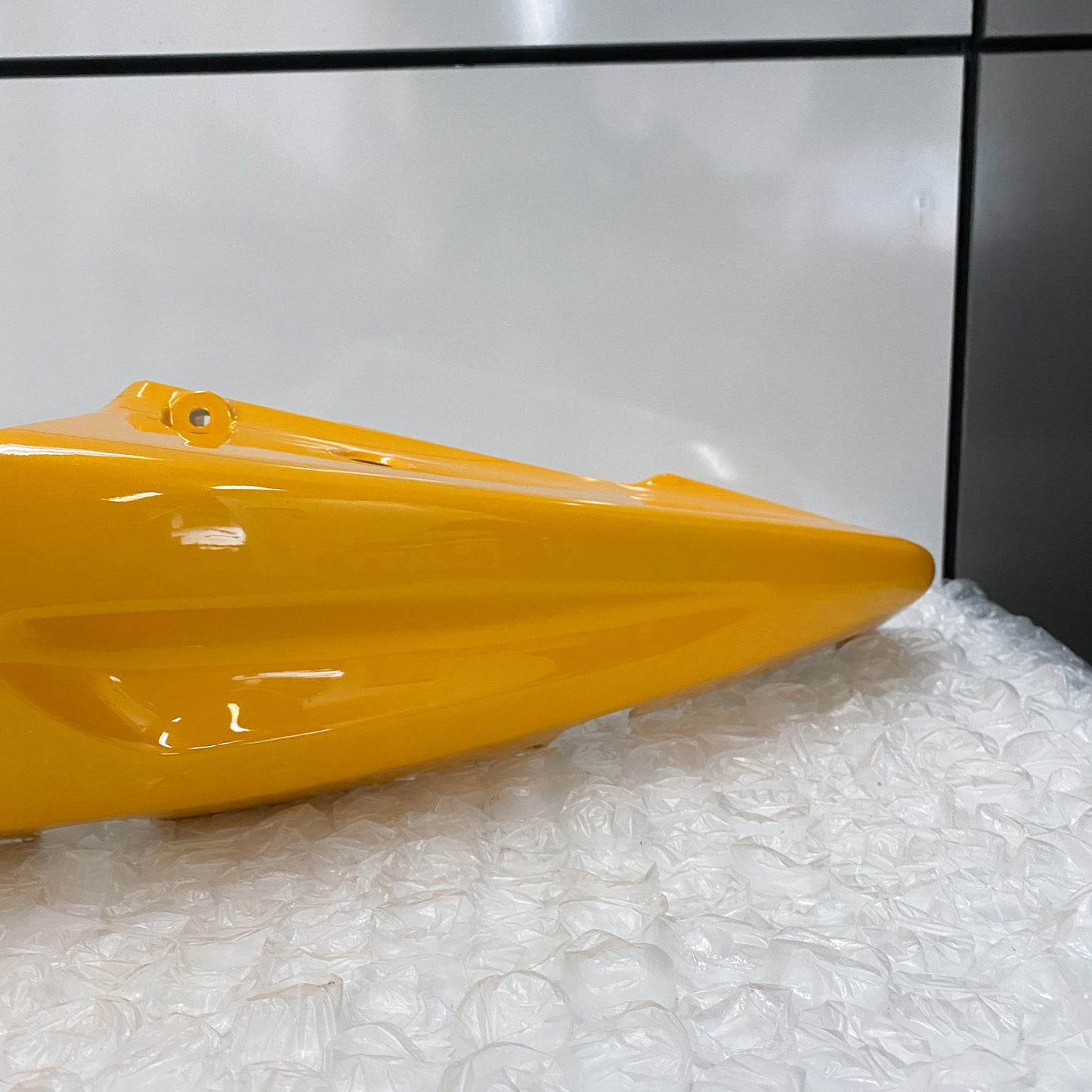 Hyosung Side Cover LH Yellow GT650 USED