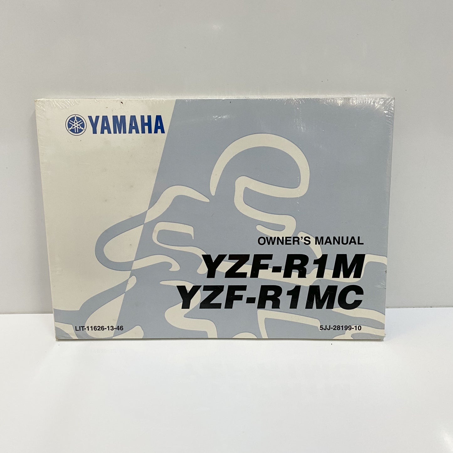 Yamaha YZF-R1M Owners Manual LIT-11626-13-46 NOS