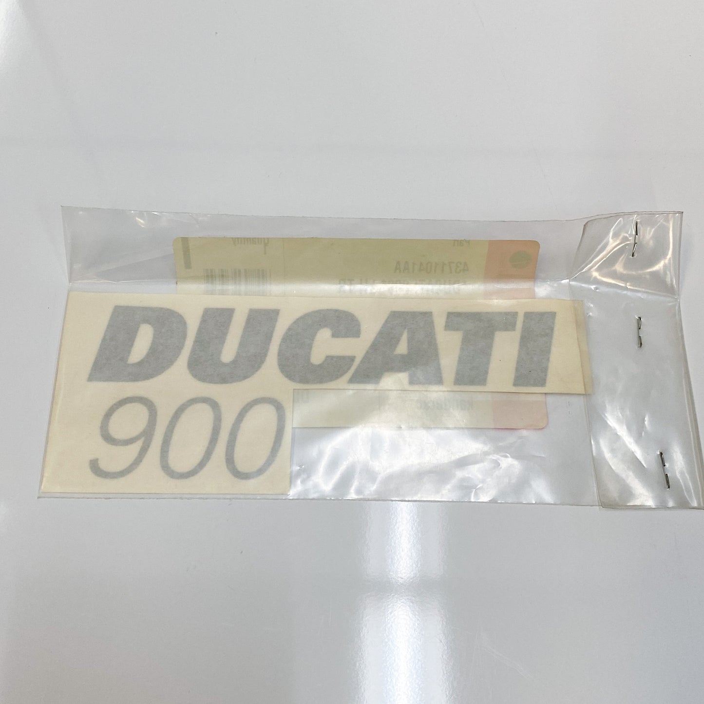 "Ducati 900" SS LH Decal 43711041AA