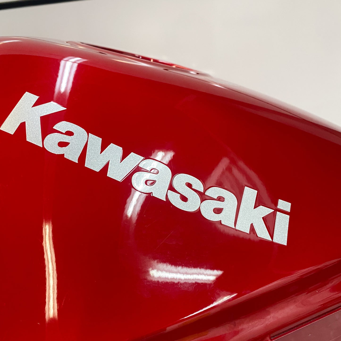 Kawasaki Ninja 250R Special Edition Red Gas Tank 51086-5339-G2 USED